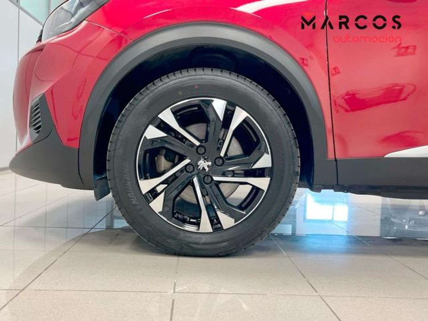Peugeot 2008 BlueHDi 130 S&S Allure Pack EAT8 96 kW (130 CV)