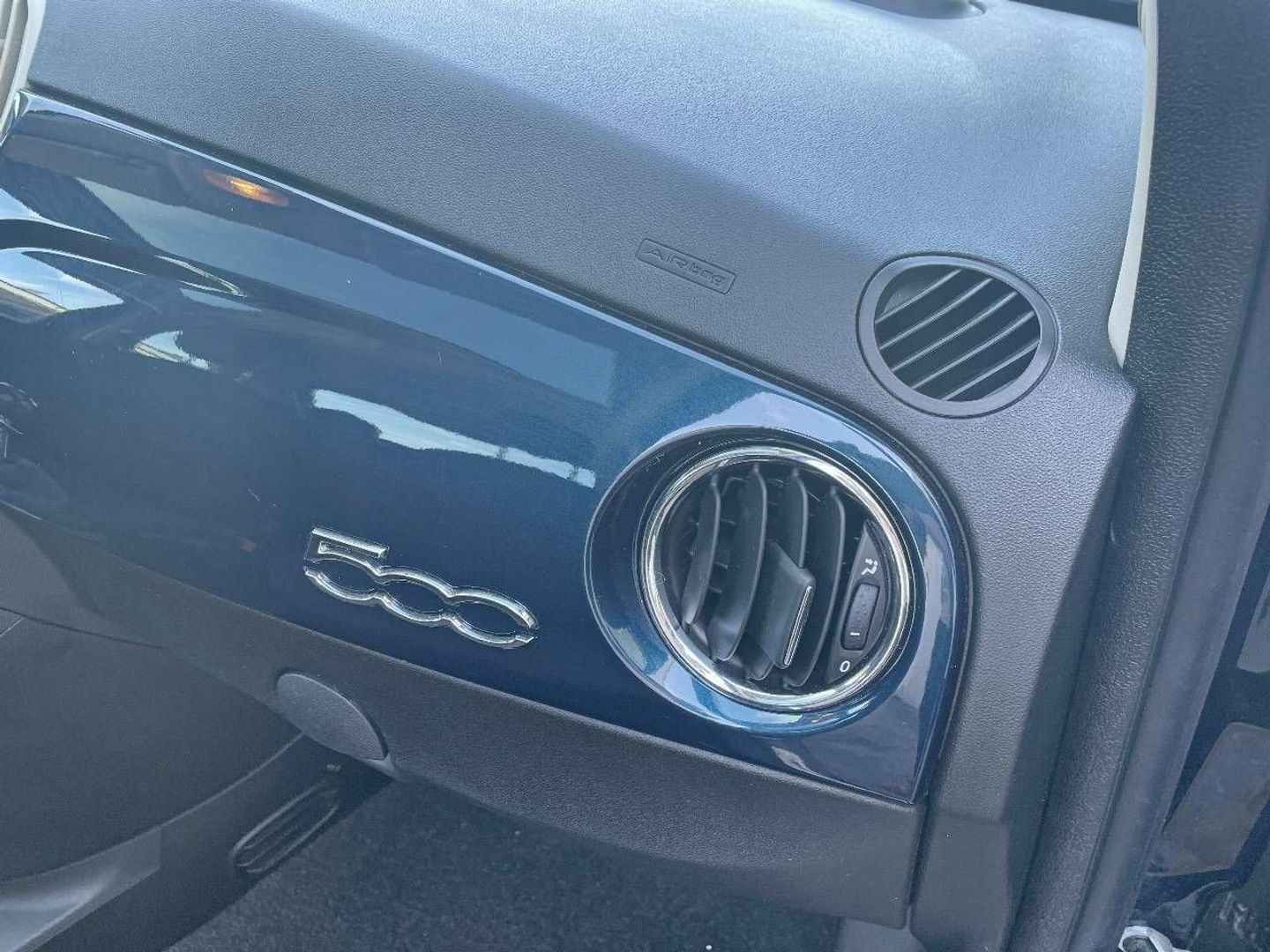 Fiat 500 1.0 Hybrid Dolcevita 51 kW (70 CV)