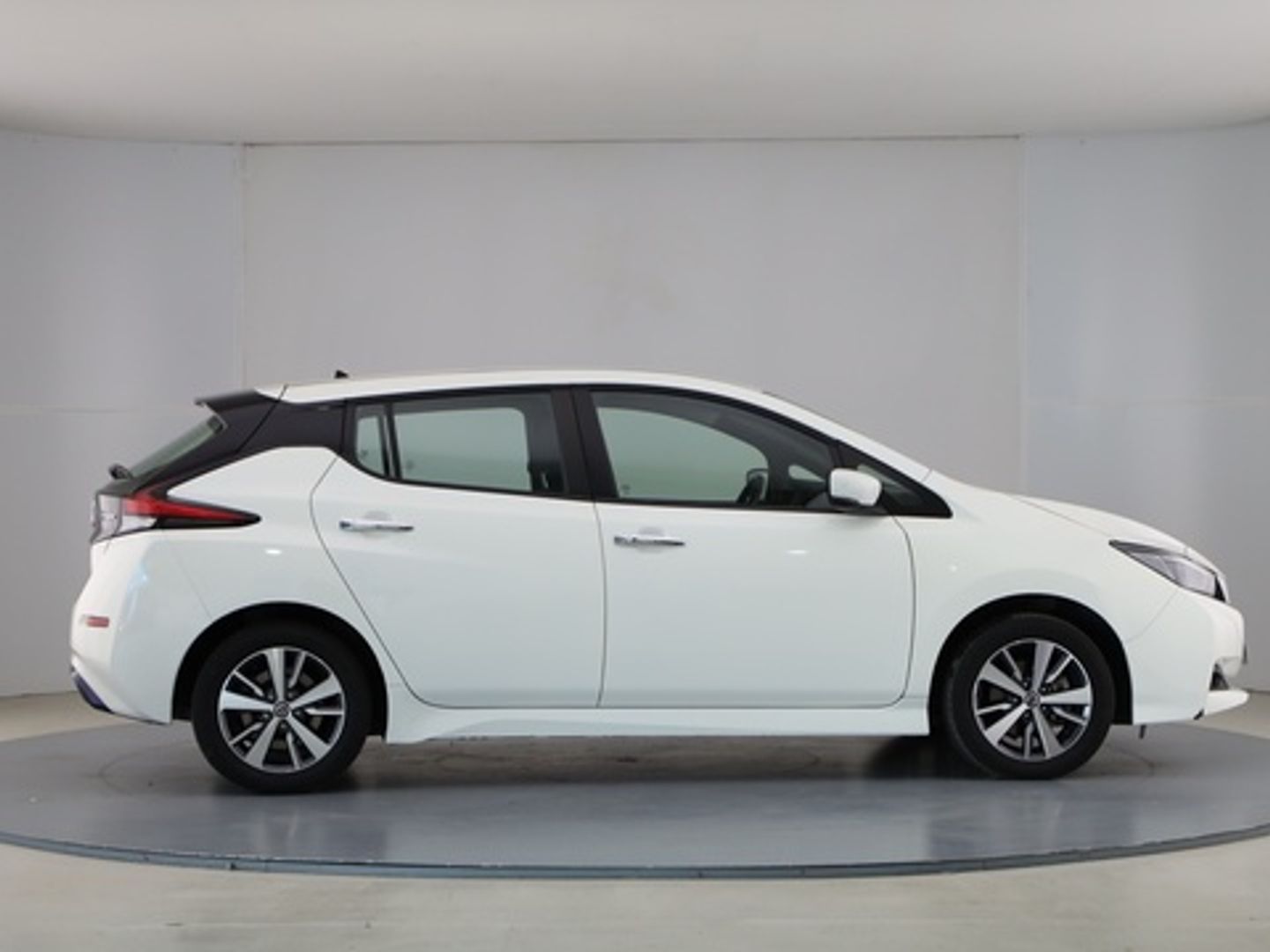 Nissan Leaf 40kWh Acenta 110 kW (150 CV)