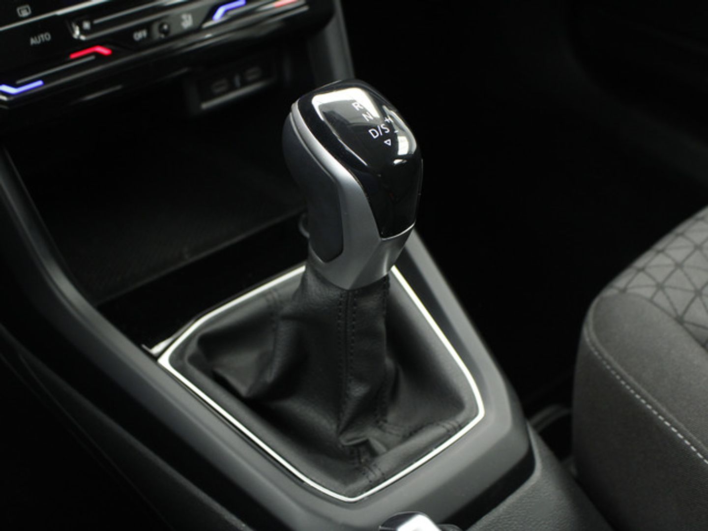 Volkswagen T-Cross Advance 1.0 TSI 81 kW (110 CV) DSG