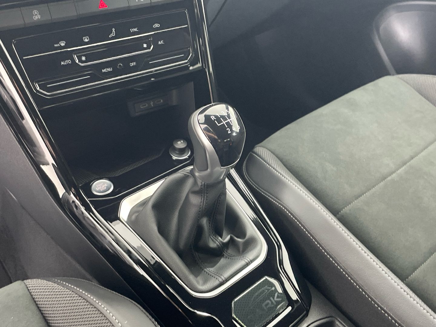 Volkswagen T-Roc Dark Line 1.0 TSI 85 kW (115 CV)