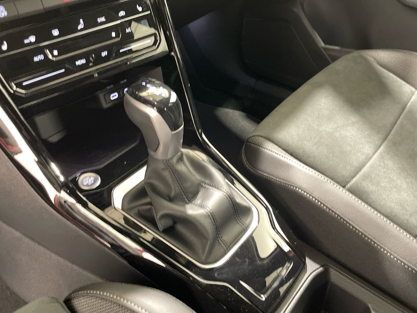 Volkswagen T-Roc Dark Line 1.5 TSI 110 kW (150 CV) DSG