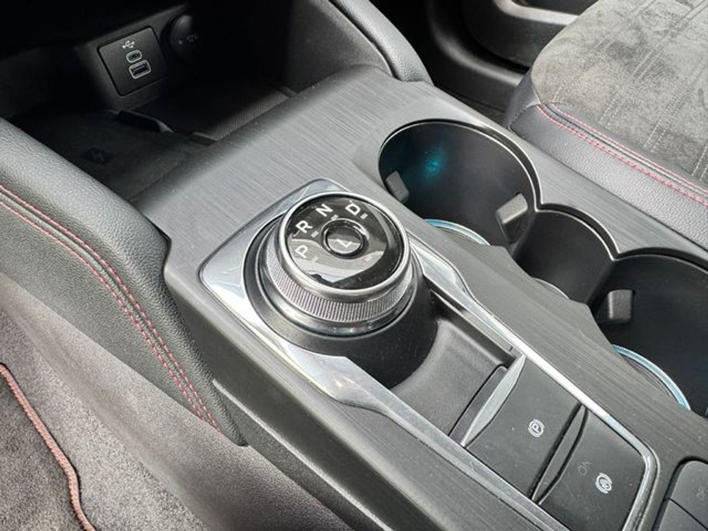 Ford Kuga 2.5 Duratec PHEV ST-Line X Auto 165 kW (225 CV)