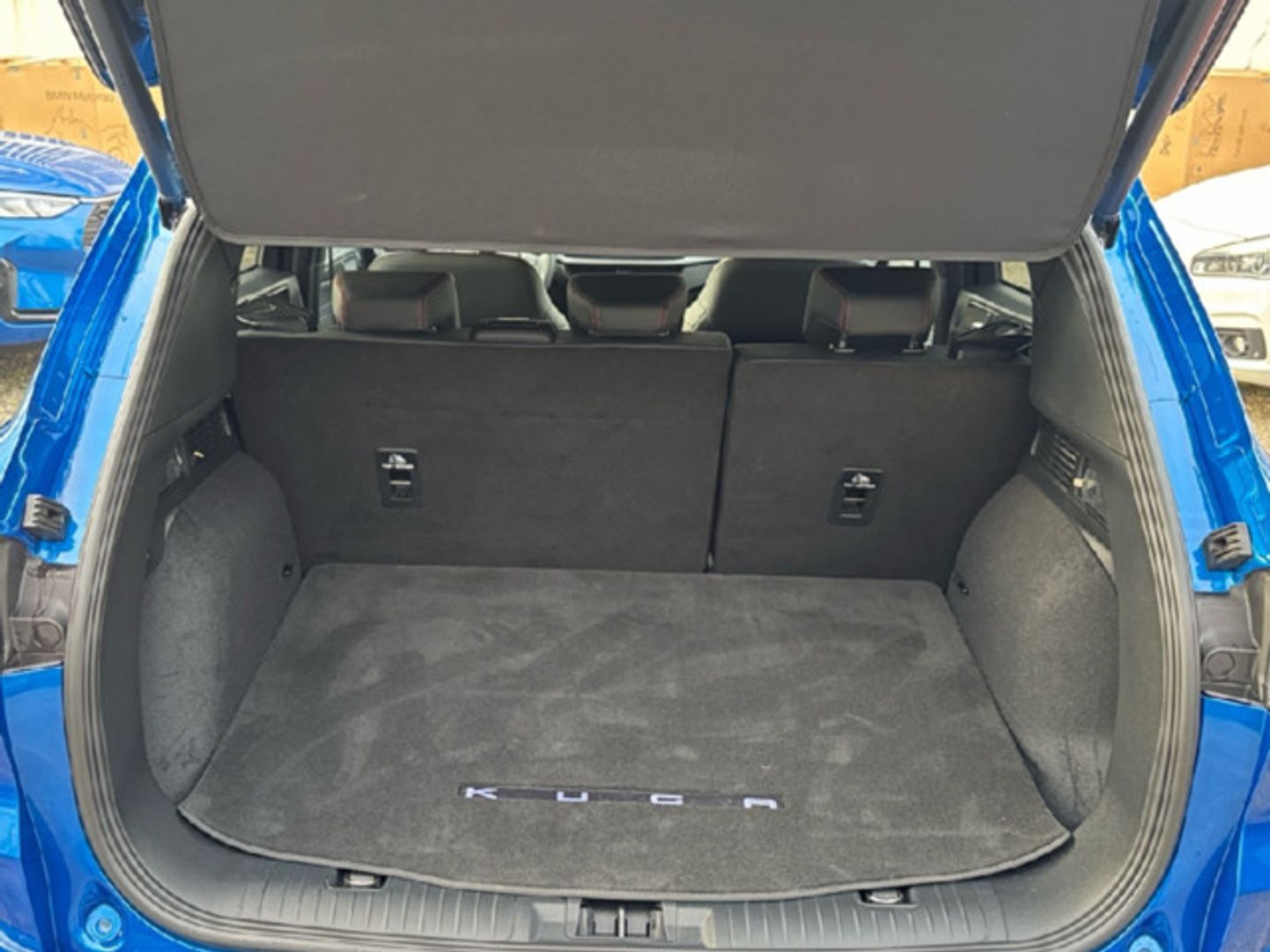 Ford Kuga 2.5 Duratec FHEV ST-Line X 4x2 Auto 132 kW (180 CV)