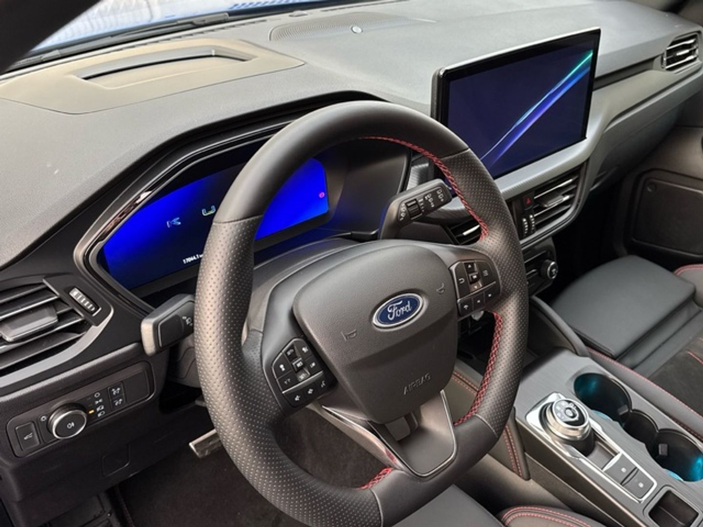Ford Kuga 2.5 Duratec FHEV ST-Line X 4x2 Auto 132 kW (180 CV)