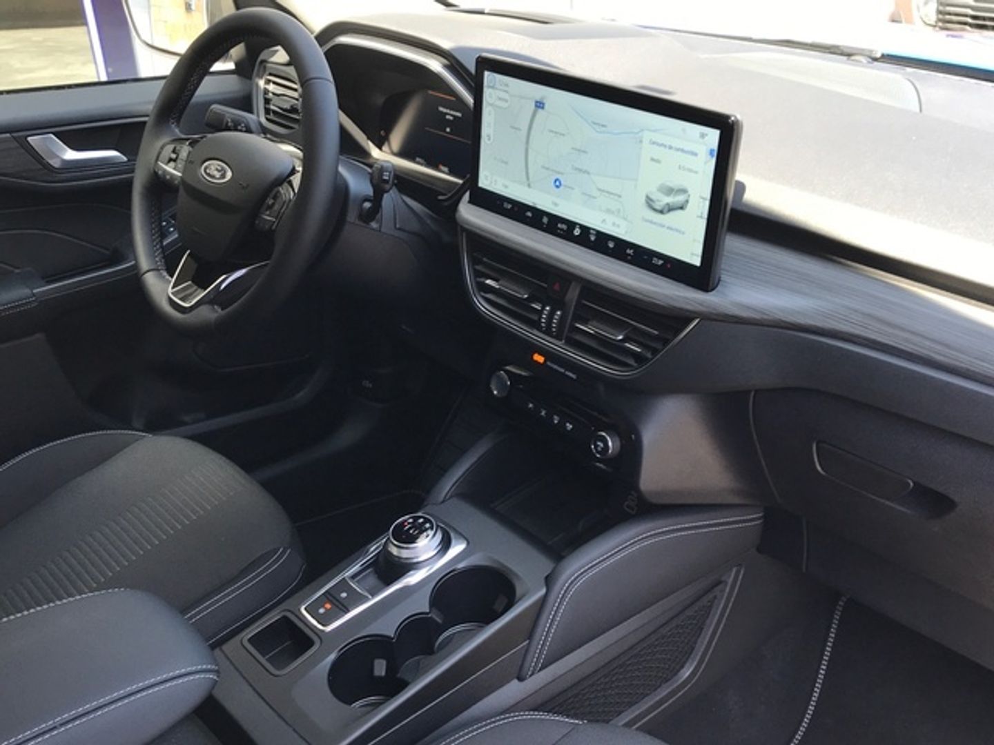 Ford Kuga 2.5 Duratec FHEV Active Auto 132 kW (180 CV)