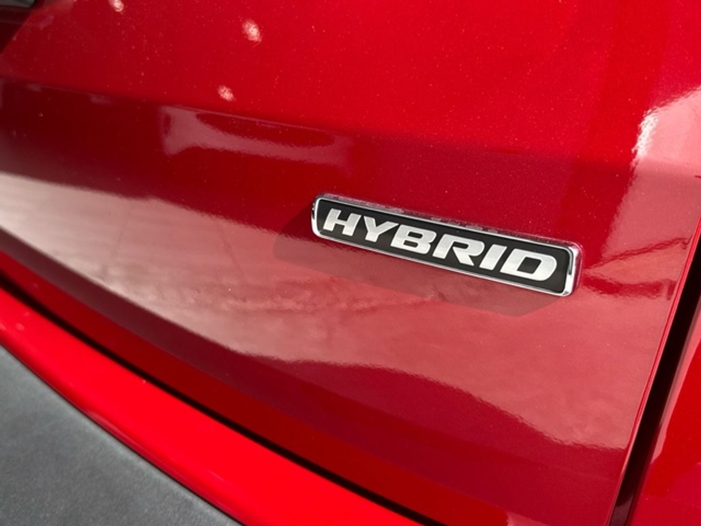 Ford Kuga 2.5 Duratec FHEV Active Auto 132 kW (180 CV)