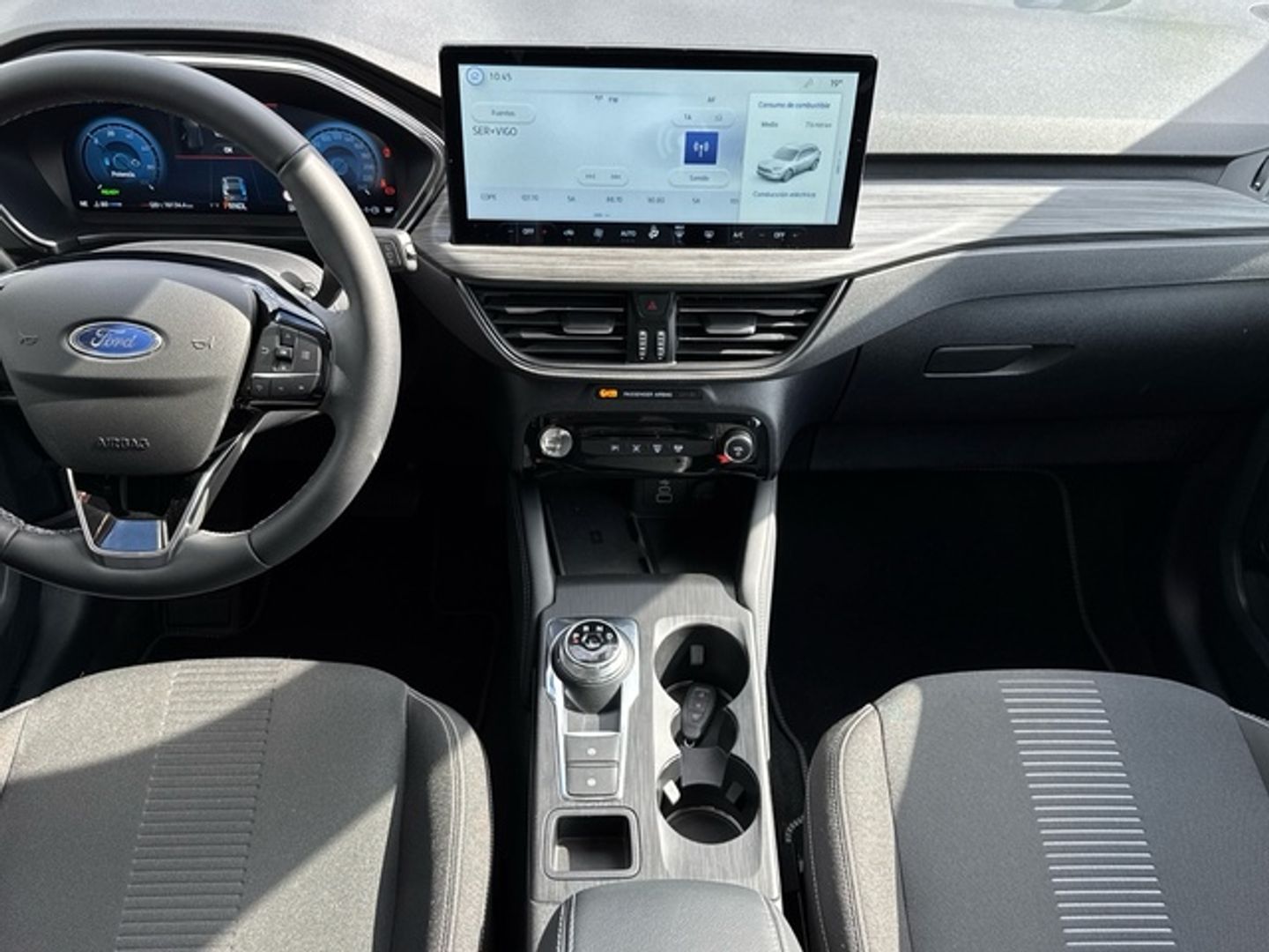 Ford Kuga 2.5 Duratec FHEV Active Auto 132 kW (180 CV)