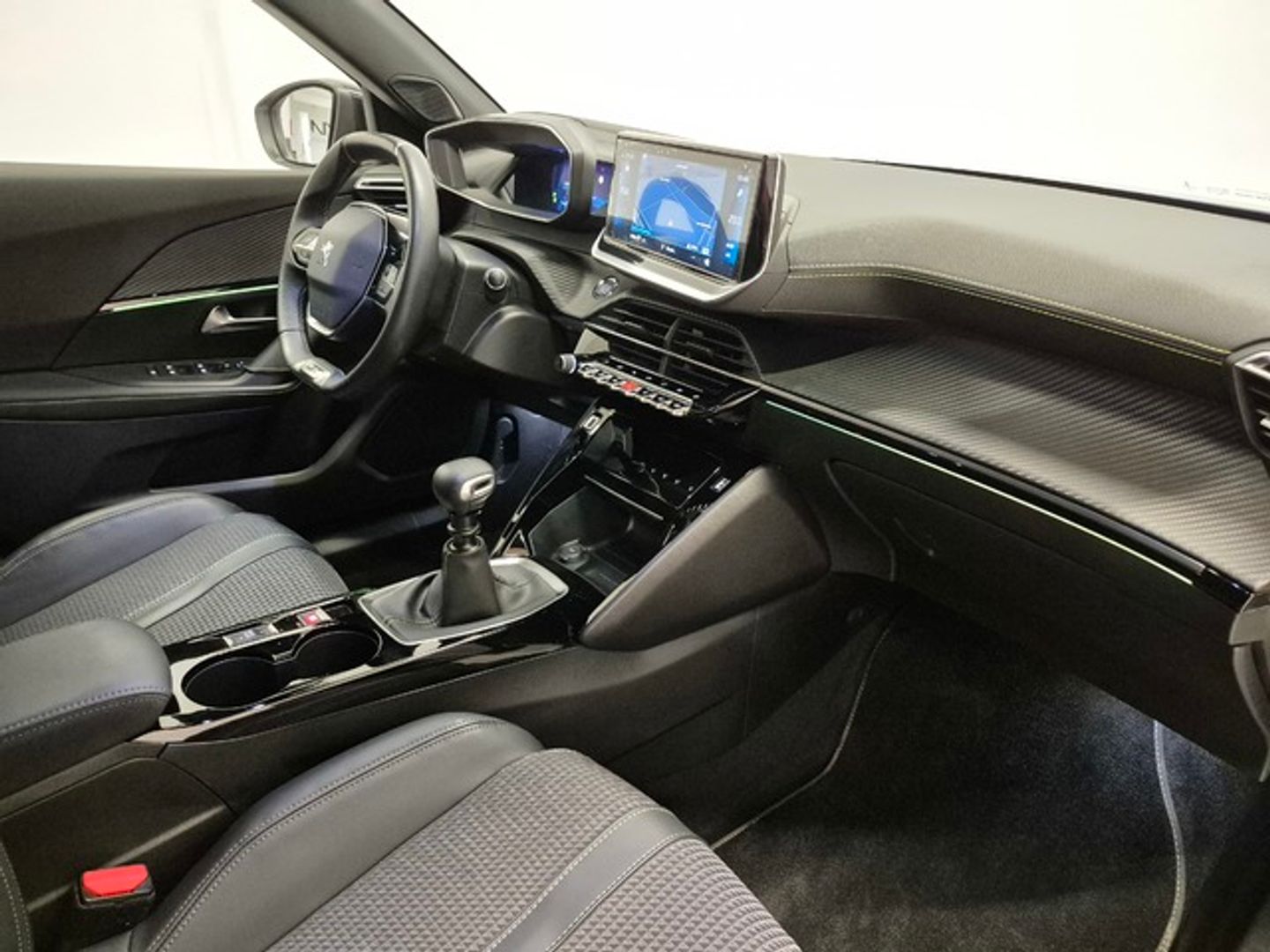 Peugeot 2008 PureTech 130 S&S GT 96 kW (130 CV)