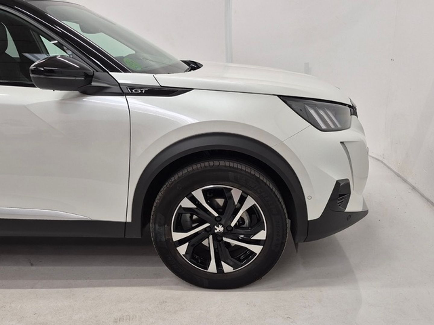 Peugeot 2008 PureTech 130 S&S GT 96 kW (130 CV)