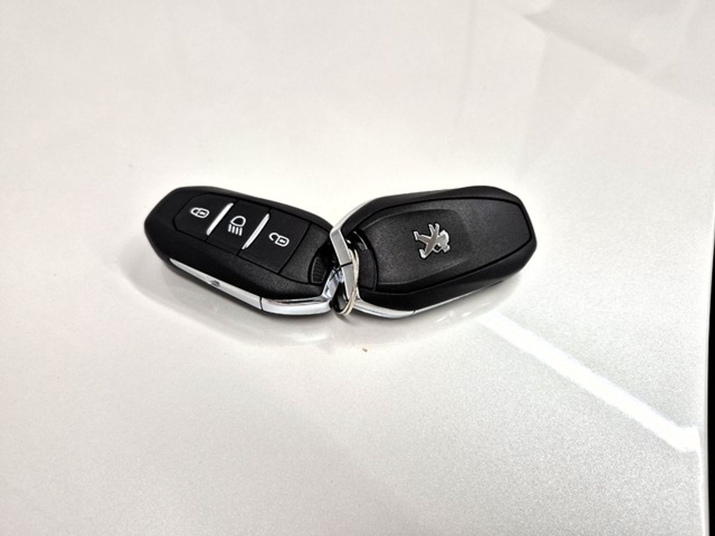 Peugeot 2008 PureTech 130 S&S GT 96 kW (130 CV)