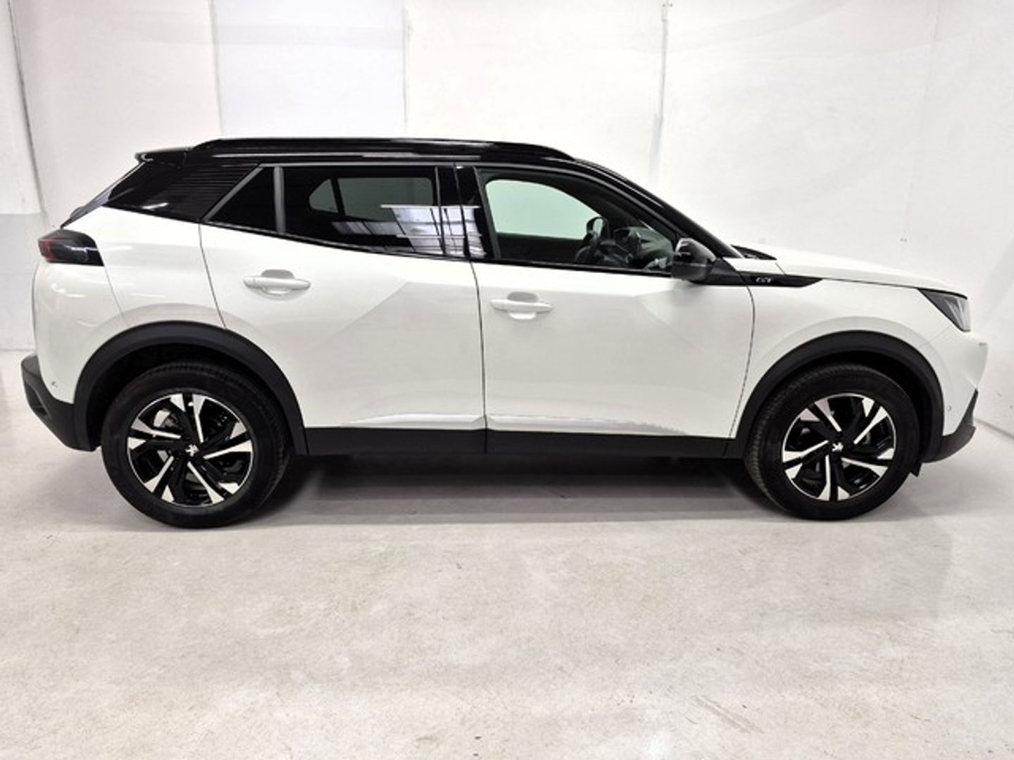 Peugeot 2008 PureTech 130 S&S GT 96 kW (130 CV)