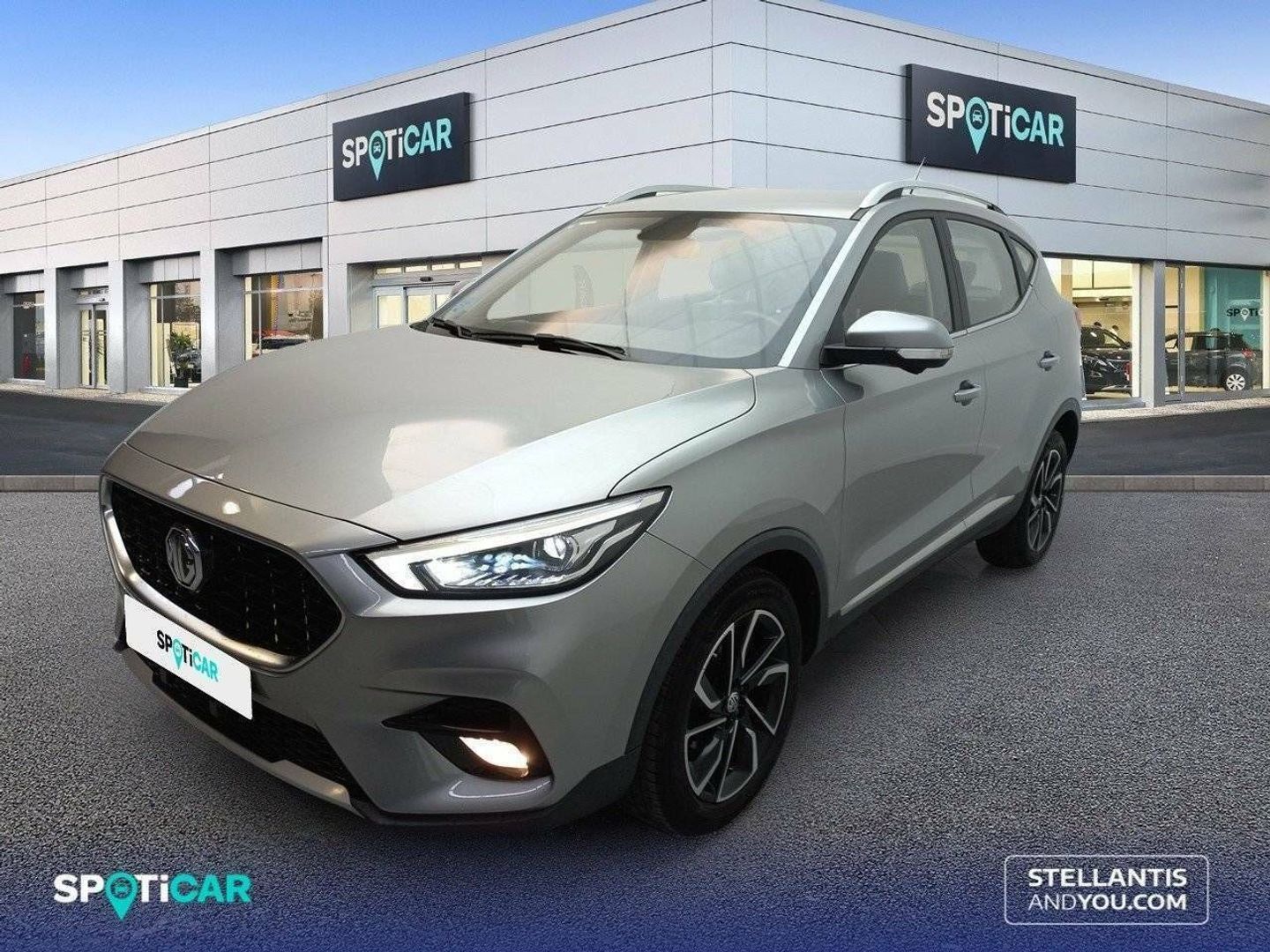 MG ZS 1.5 Luxury 78 kW (106 CV) Gris Plata All Terrain / Pick-up