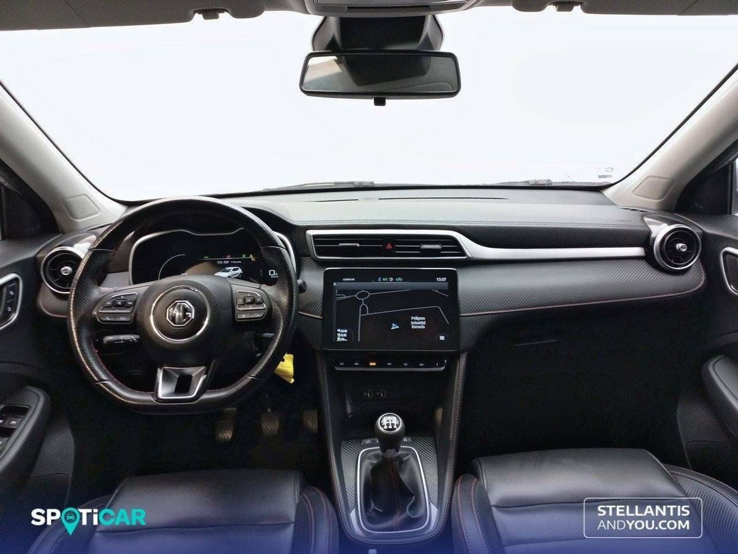 MG ZS 1.5 Luxury 78 kW (106 CV)