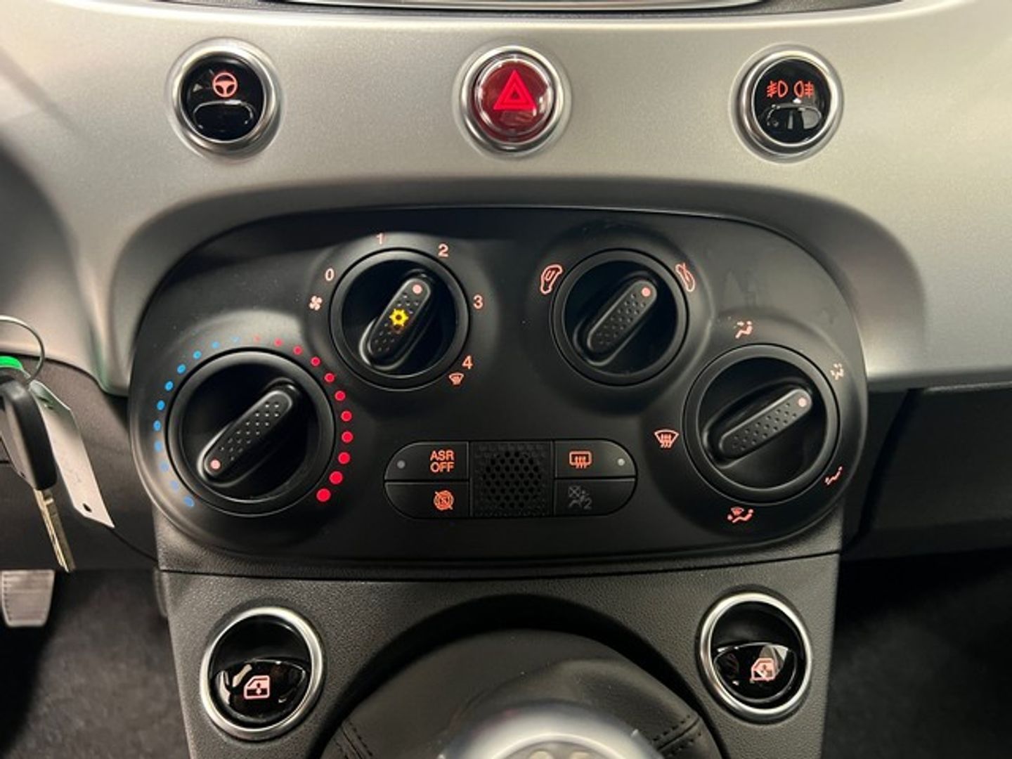 Fiat 500 1.0 Hybrid Connect 51 kW (70 CV)