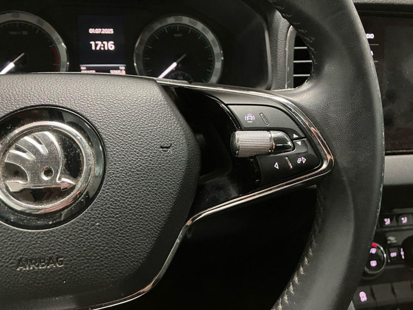 Skoda Karoq 1.0 TSI Ambition 81 kW (110 CV)