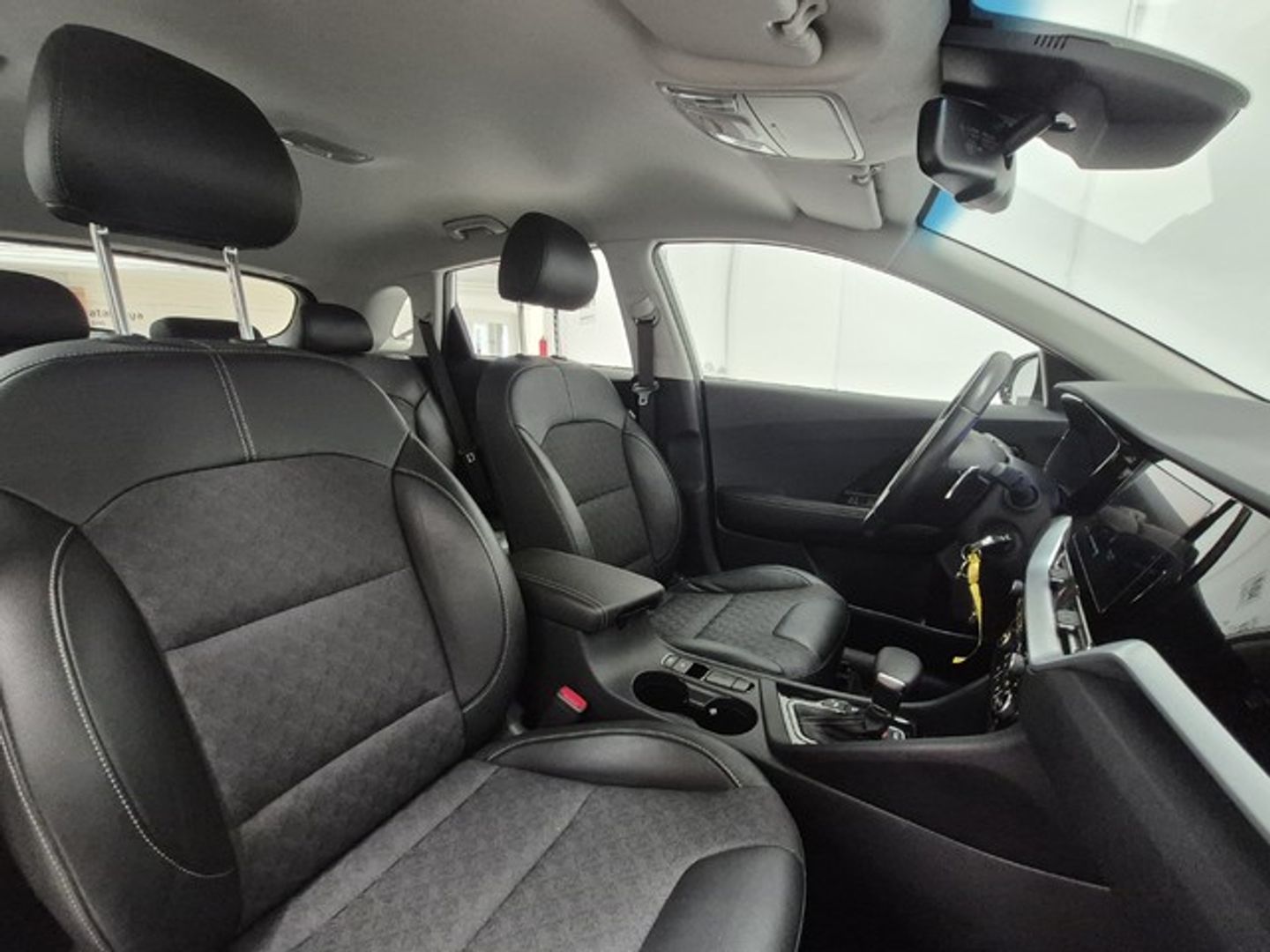 Kia Niro 1.6 GDi PHEV Híbrido Drive 104 kW (141 CV)