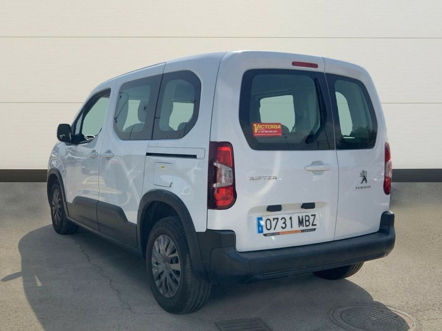 Peugeot Rifter BlueHDi 100 Access Standard 73 kW (100 CV)