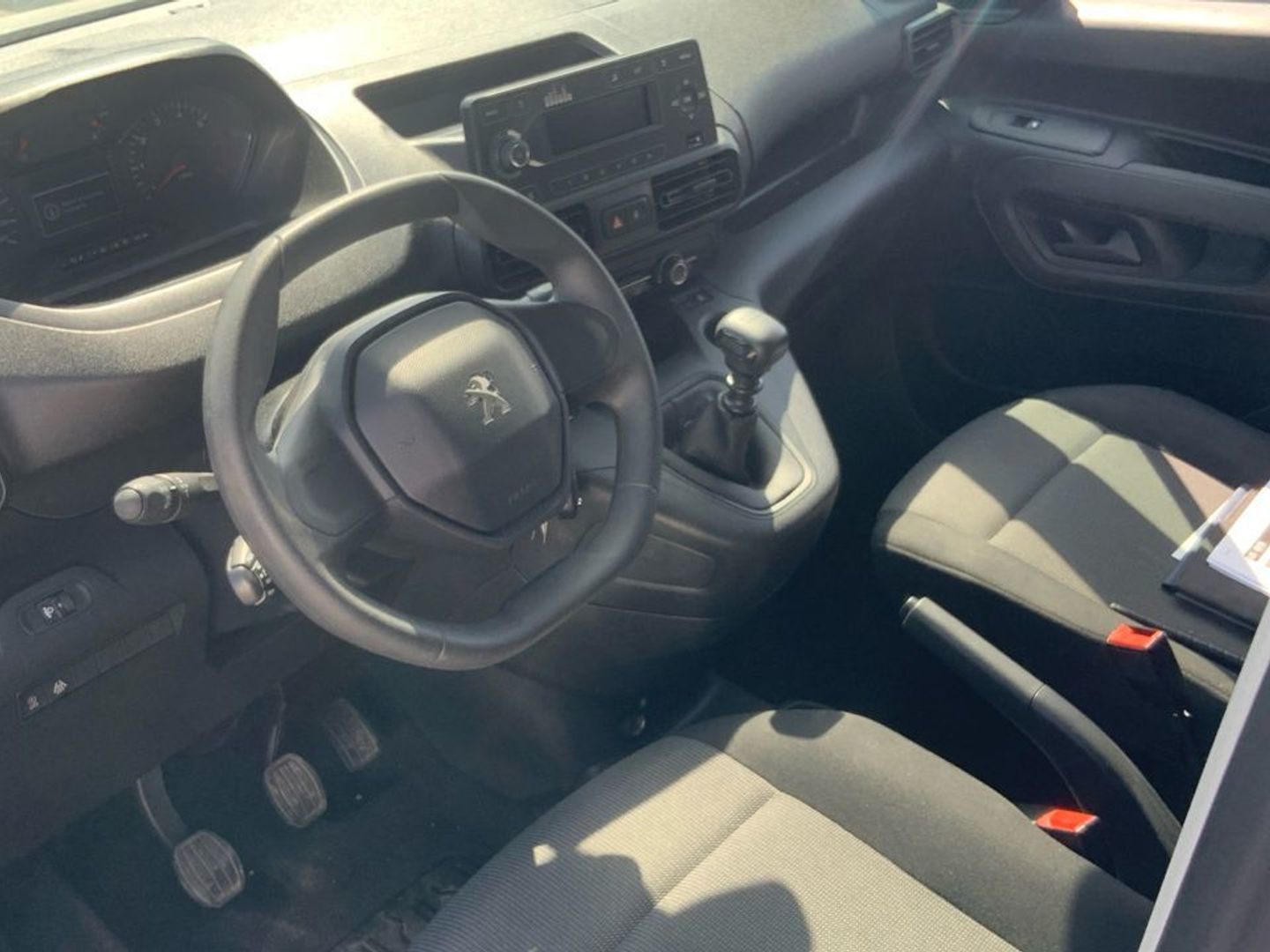 Peugeot Rifter BlueHDi 100 Access Standard 73 kW (100 CV)