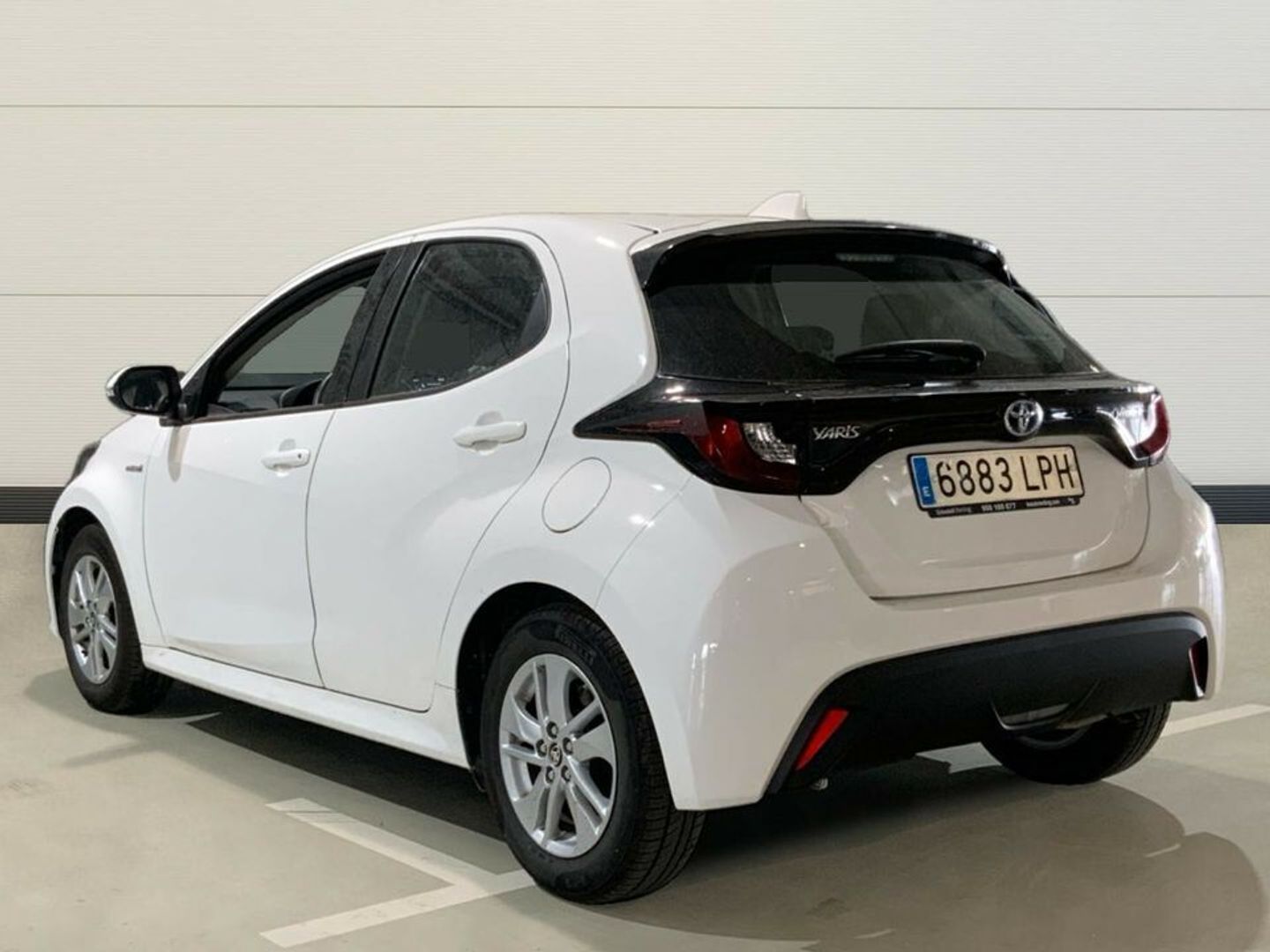 Toyota Yaris 120H Business Plus 85 kW (116 CV)