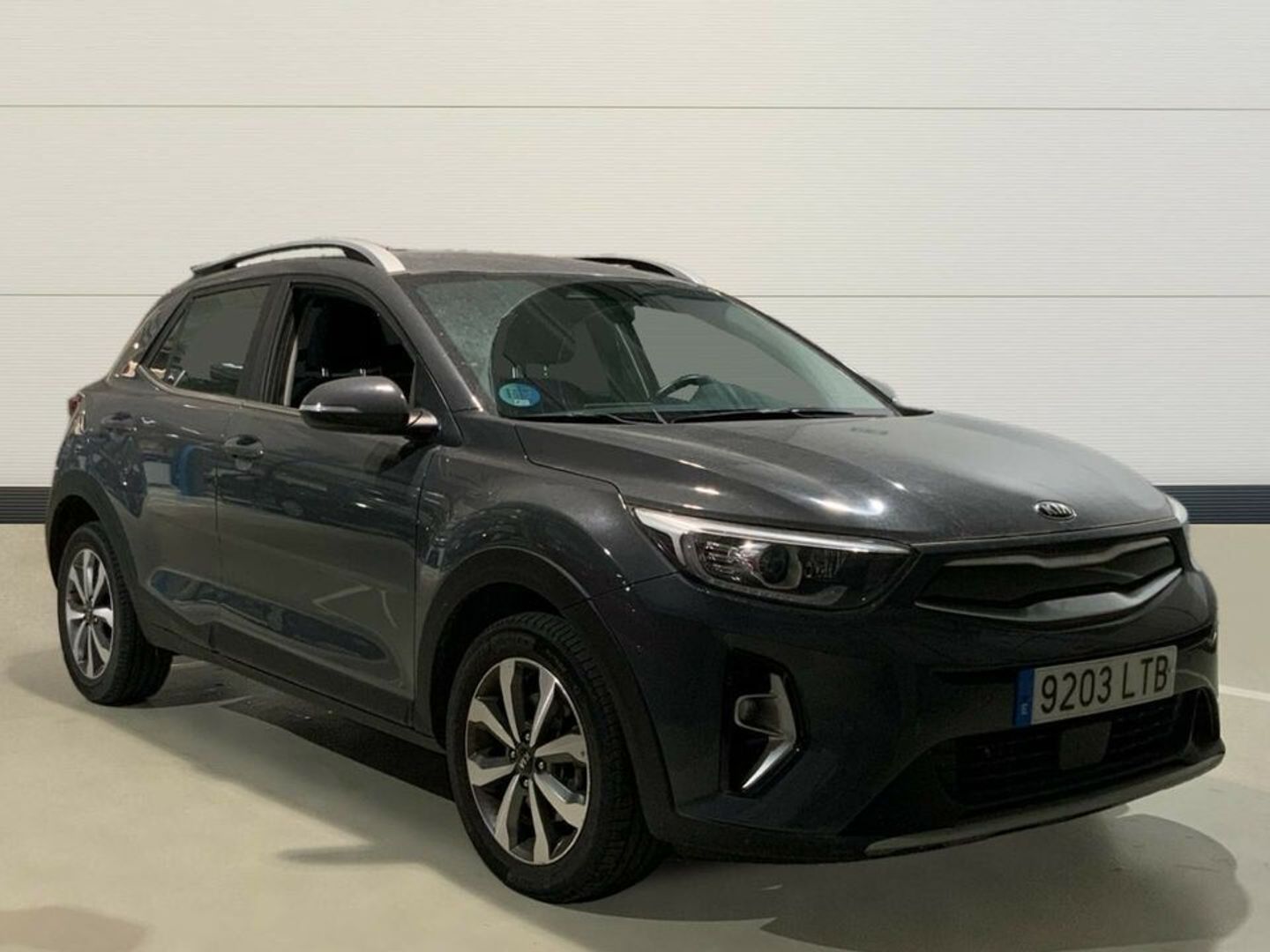 Kia Stonic 1.0 T-GDi MHEV Drive DCT 88 kW (120 CV) Gris SUV