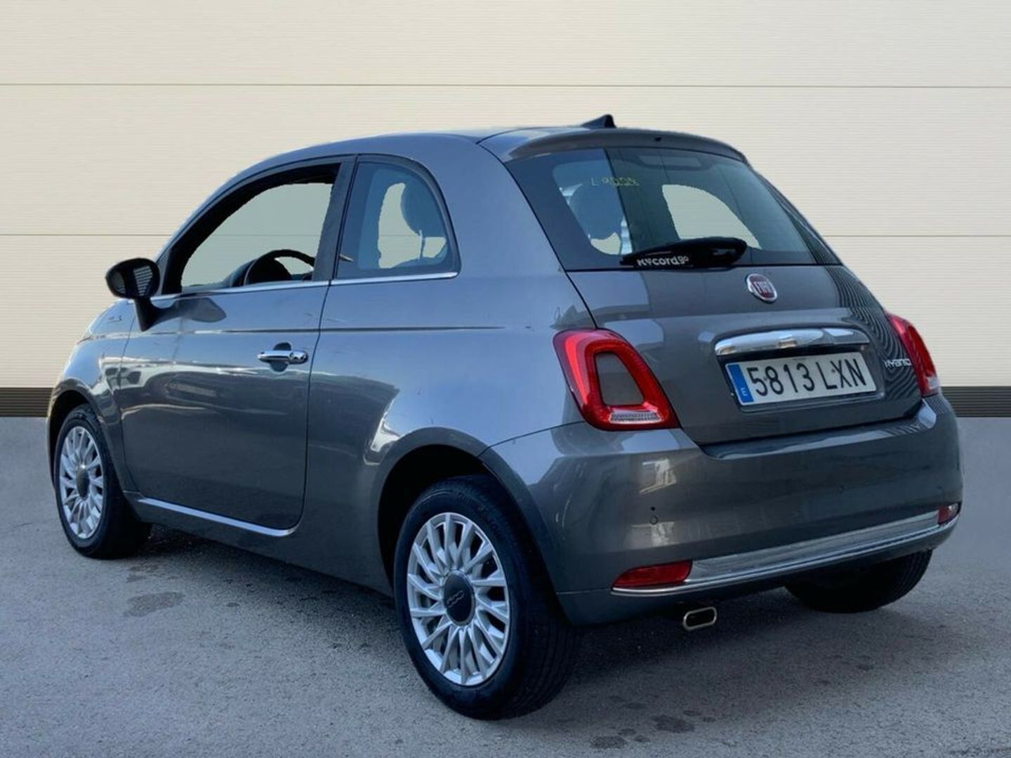 Fiat 500 1.0 Hybrid Dolcevita 51 kW (70 CV)