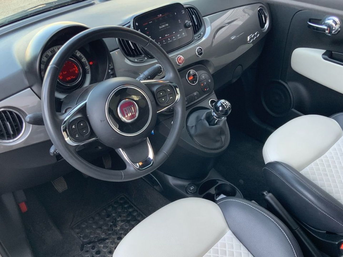 Fiat 500 1.0 Hybrid Dolcevita 51 kW (70 CV)