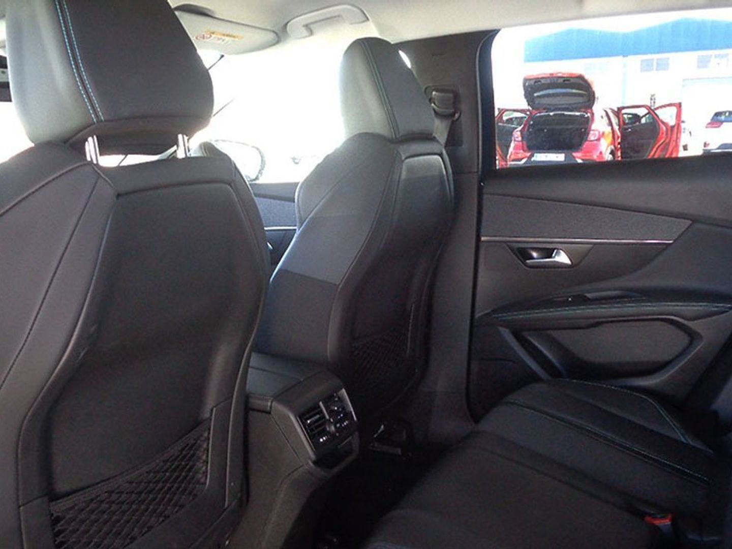 Peugeot 3008 PureTech 130 S&S Allure Pack 96 kW (130 CV)