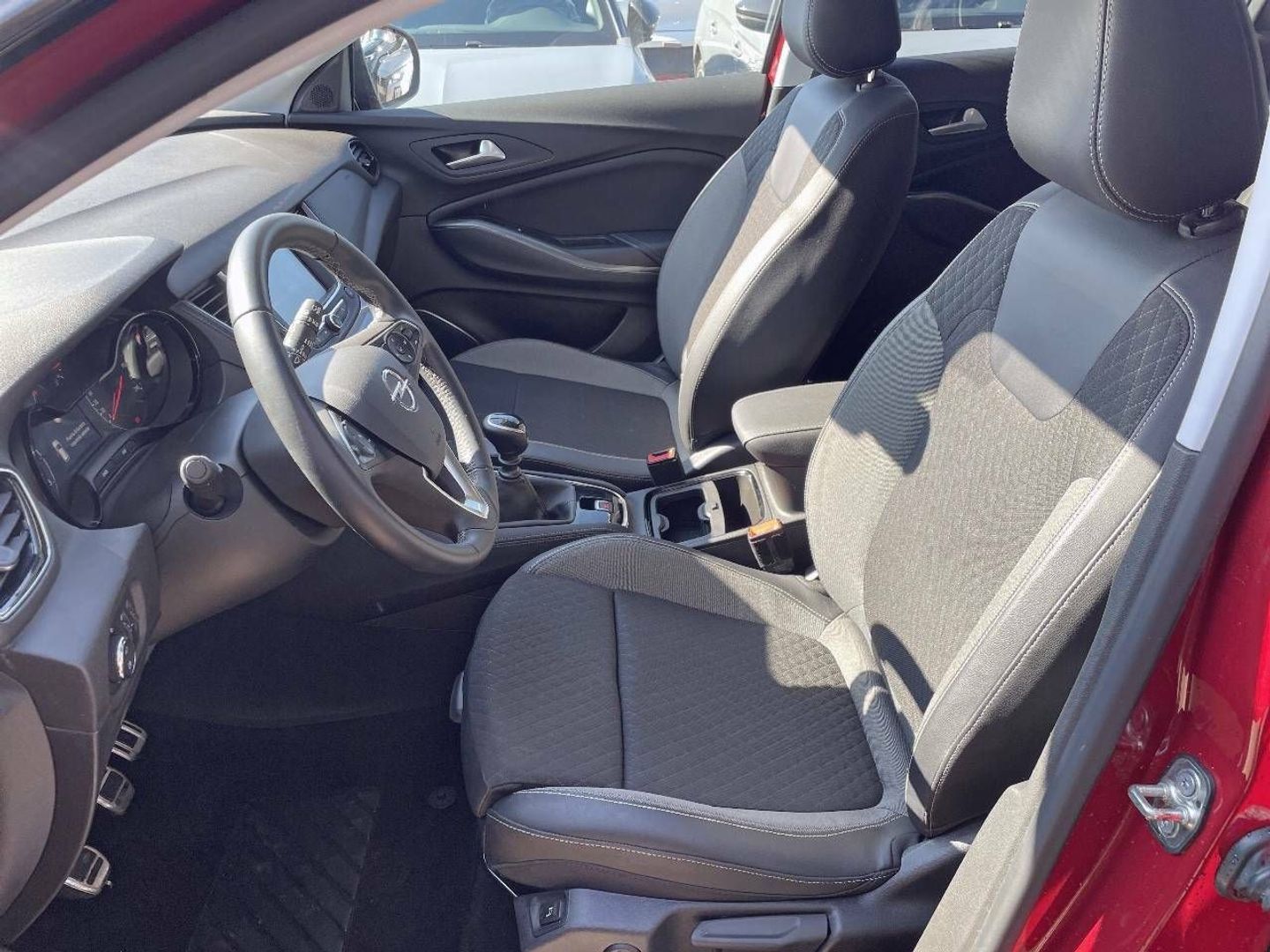 Opel Grandland X 1.5 CDTi Design & Tech 96 kW (130 CV)