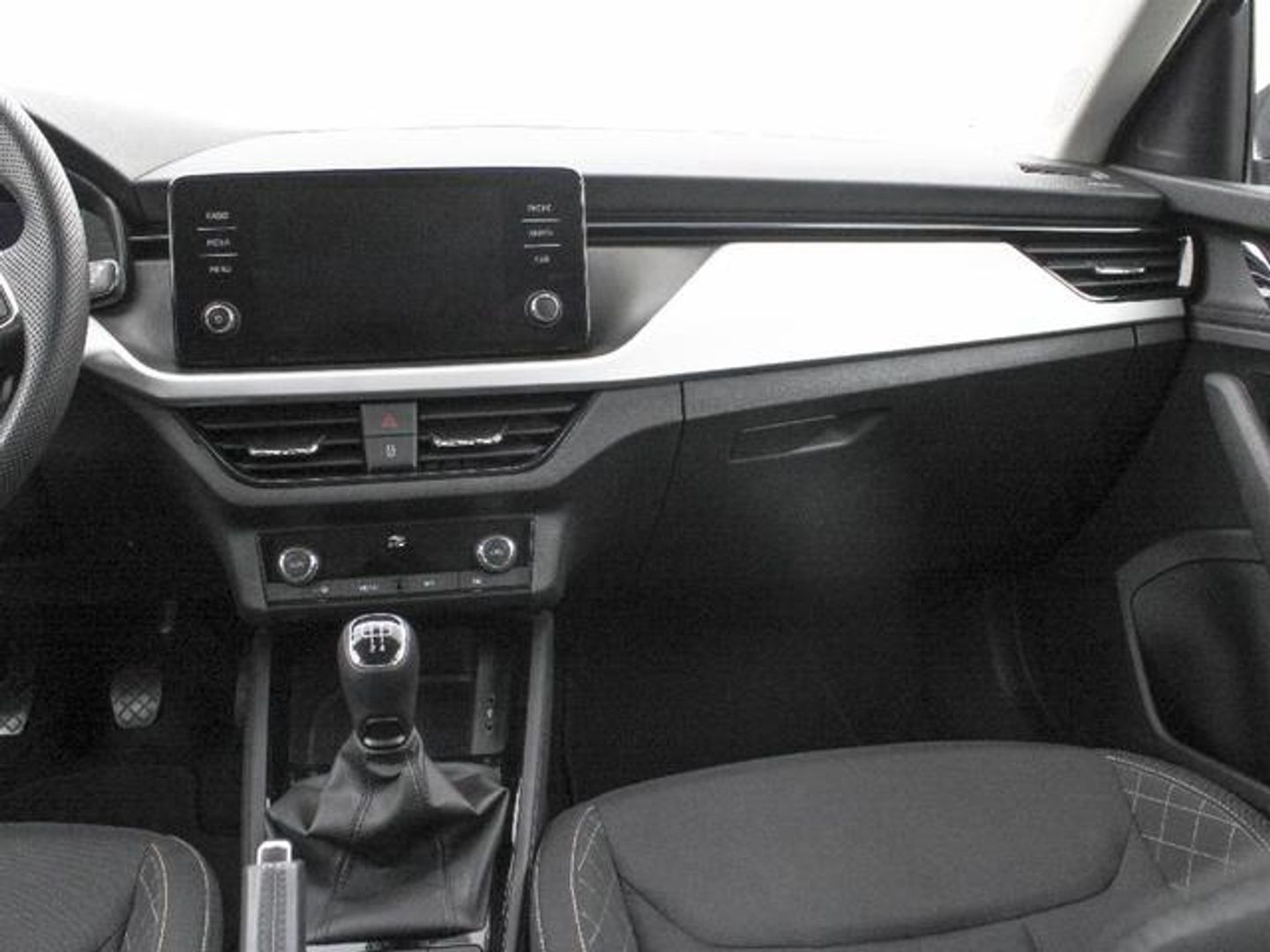 Skoda Kamiq 1.0 TSI Ambition 70 kW (95 CV)