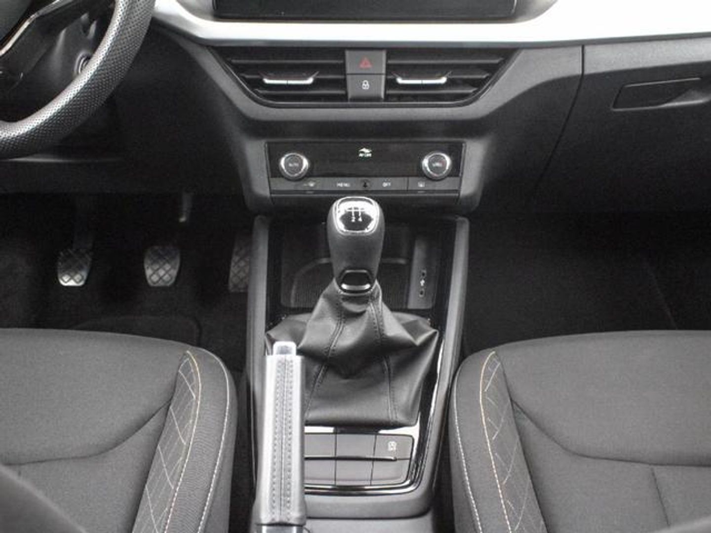 Skoda Kamiq 1.0 TSI Ambition 70 kW (95 CV)