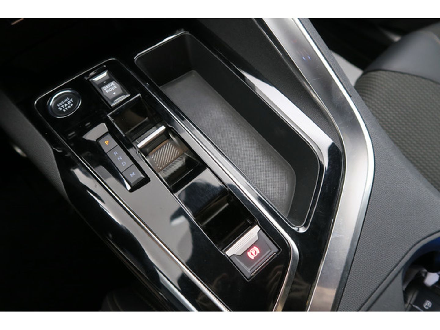 Peugeot 3008 PureTech 130 S&S GT EAT8 96 kW (130 CV)