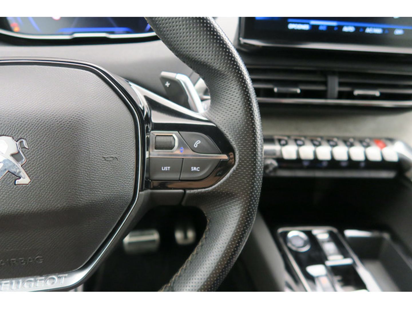 Peugeot 3008 PureTech 130 S&S GT EAT8 96 kW (130 CV)