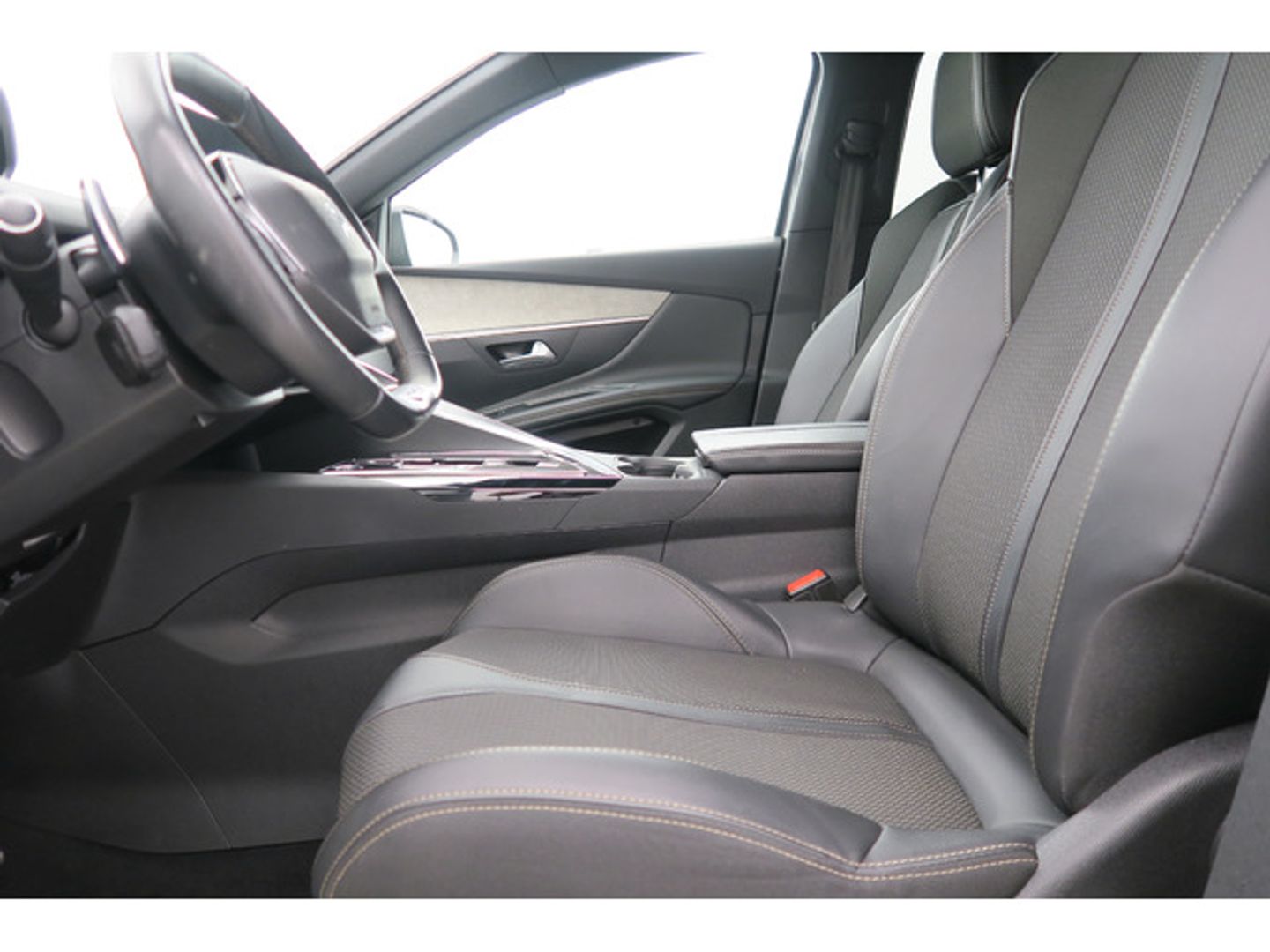 Peugeot 3008 PureTech 130 S&S GT EAT8 96 kW (130 CV)
