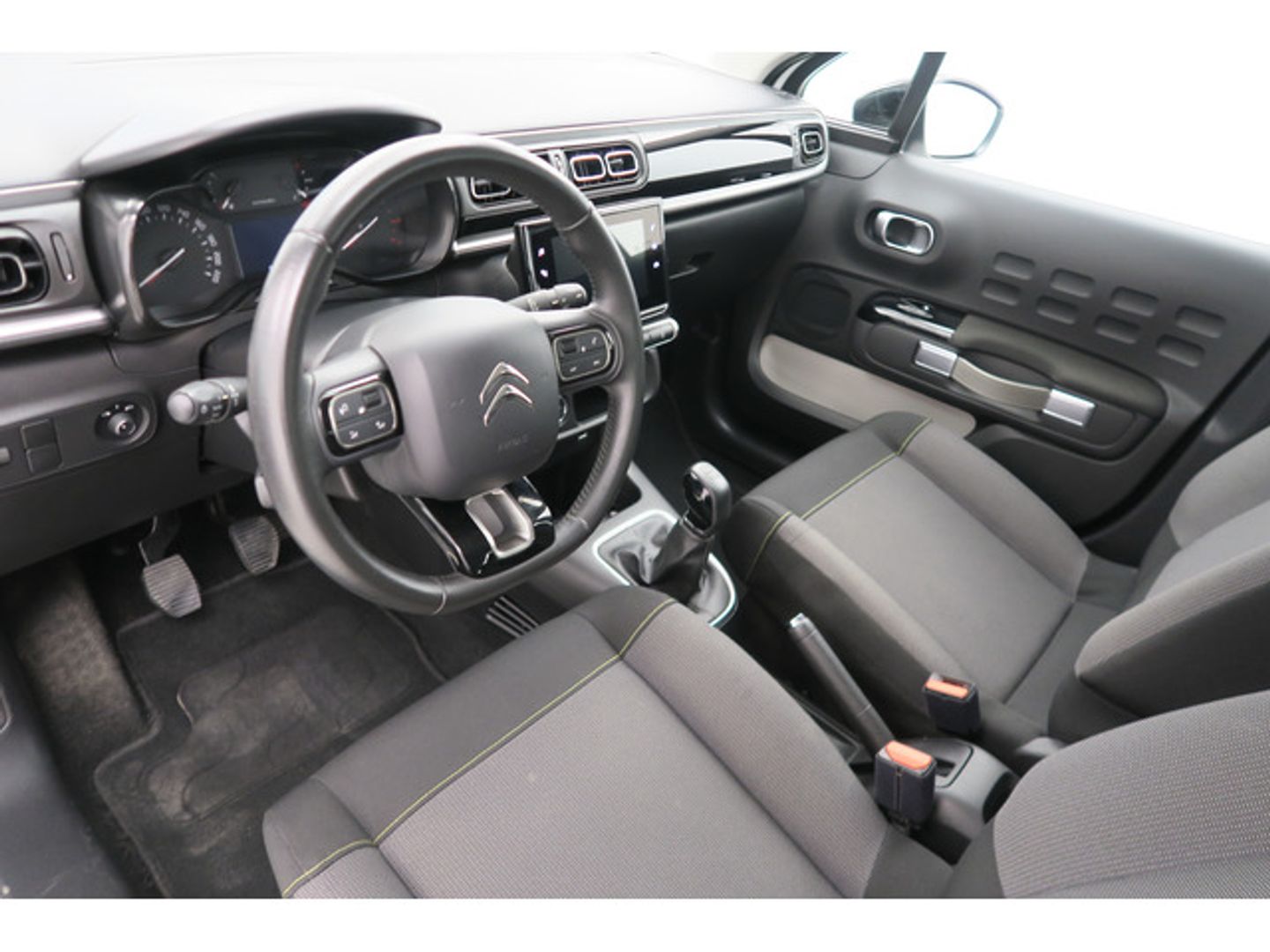 Citroen C3 PureTech 82 Shine 61 kW (83 CV)
