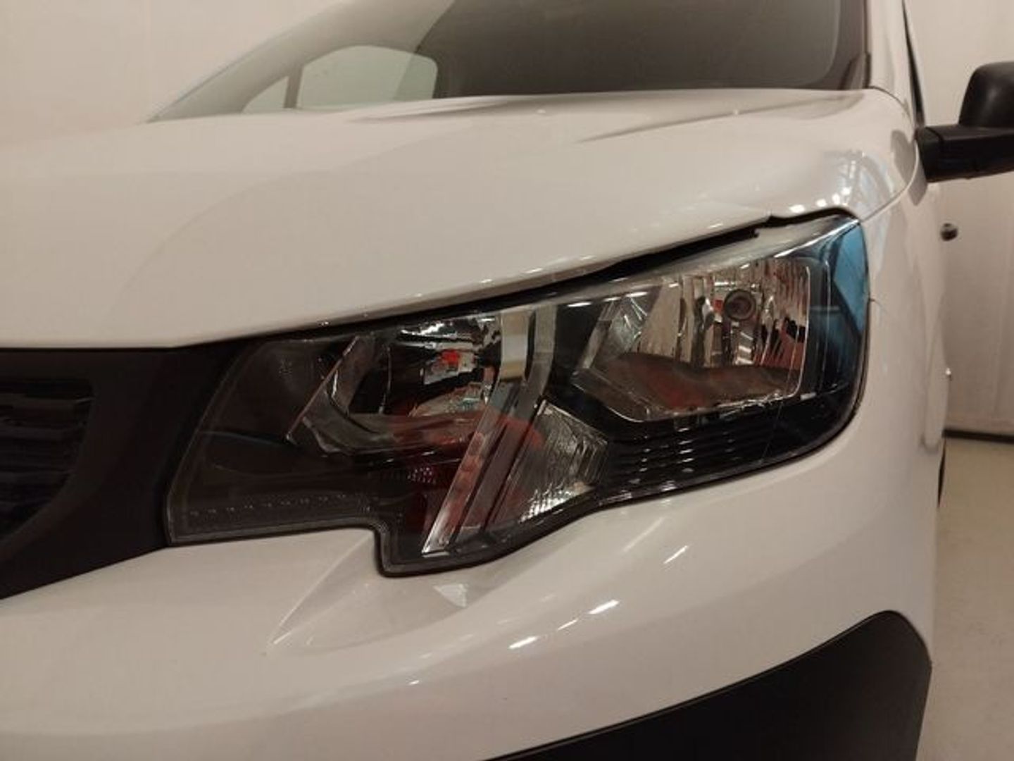 Peugeot Partner Furgon BlueHDi 100 Standard 600kg 75 kW (102 CV)