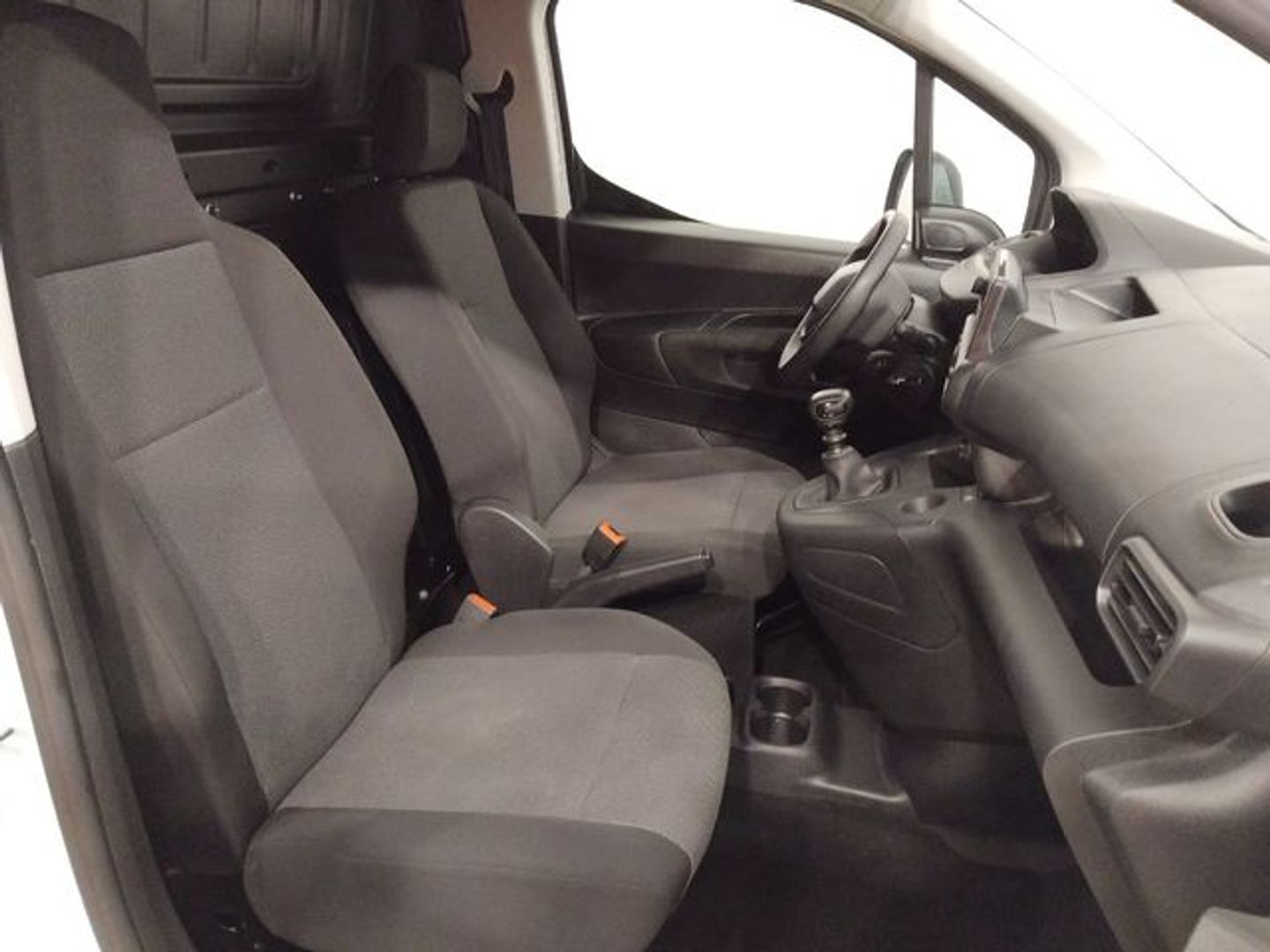 Peugeot Partner Furgon BlueHDi 100 Standard 600kg 75 kW (102 CV)