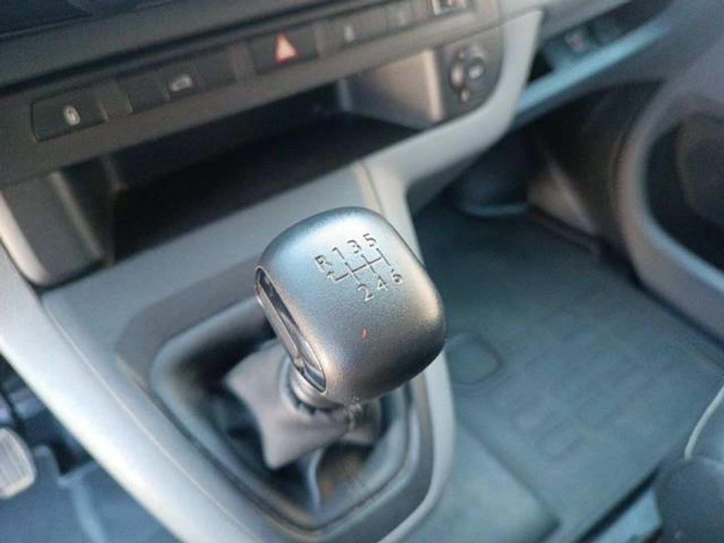 Peugeot Expert Furgon BlueHDi 120 S&S Pro Standard 88 kW (120 CV)