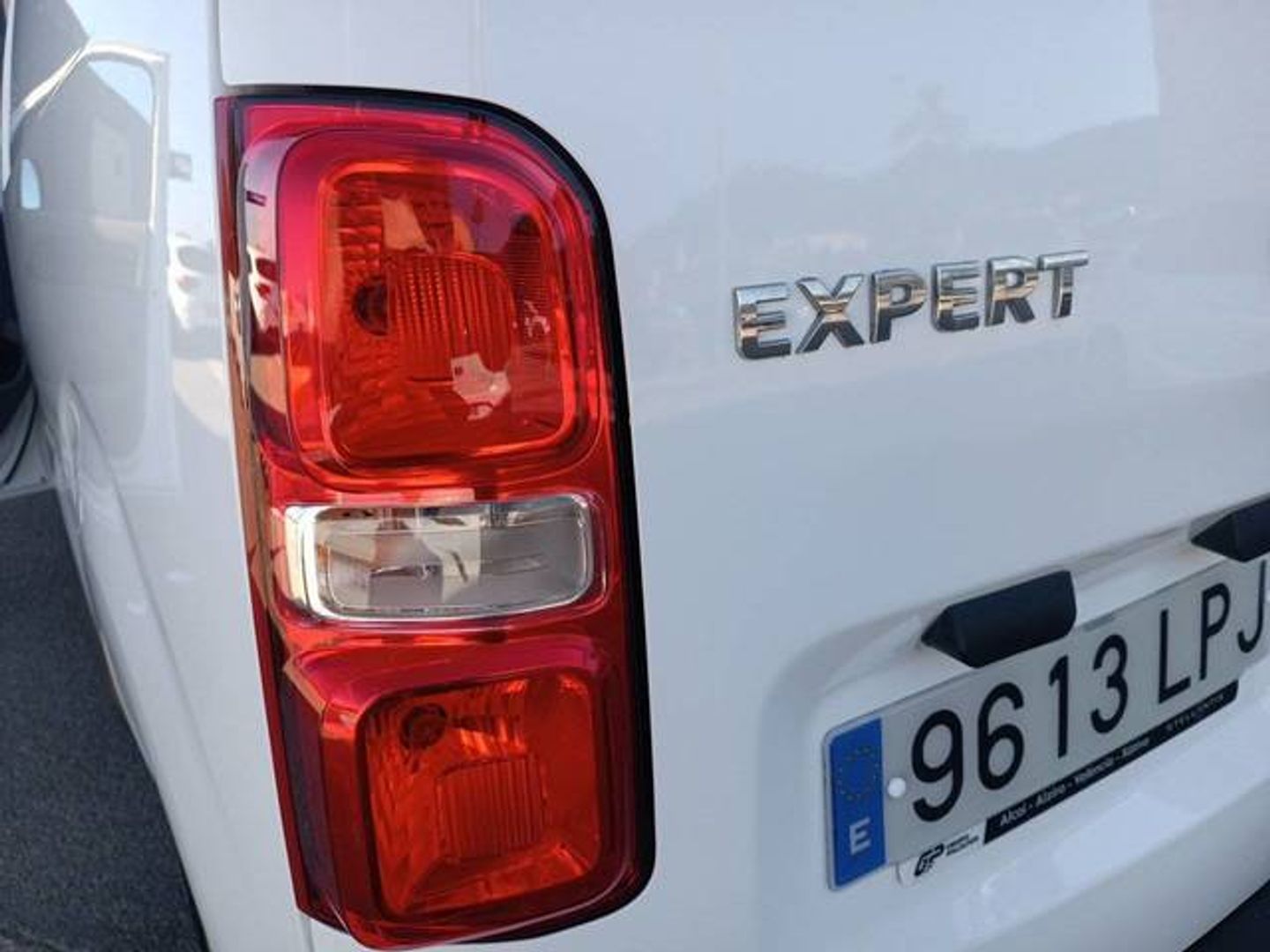 Peugeot Expert Furgon BlueHDi 120 S&S Pro Standard 88 kW (120 CV)