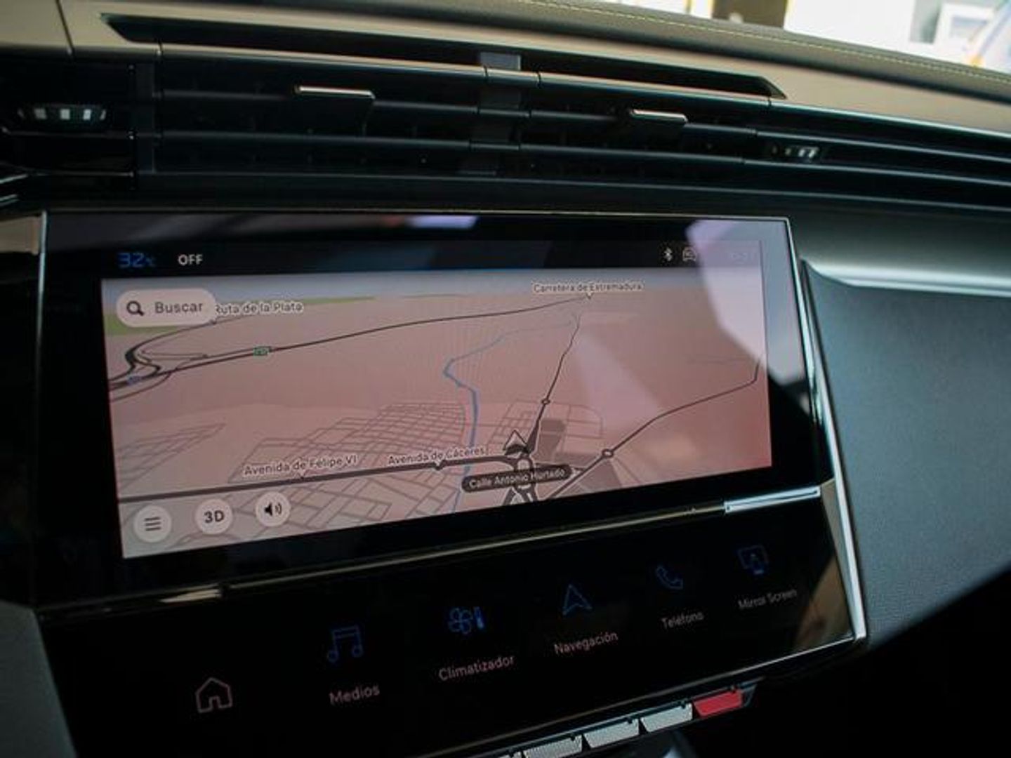 Peugeot 408 GT PHEV 180 e-EAT8 133 kW (181 CV)