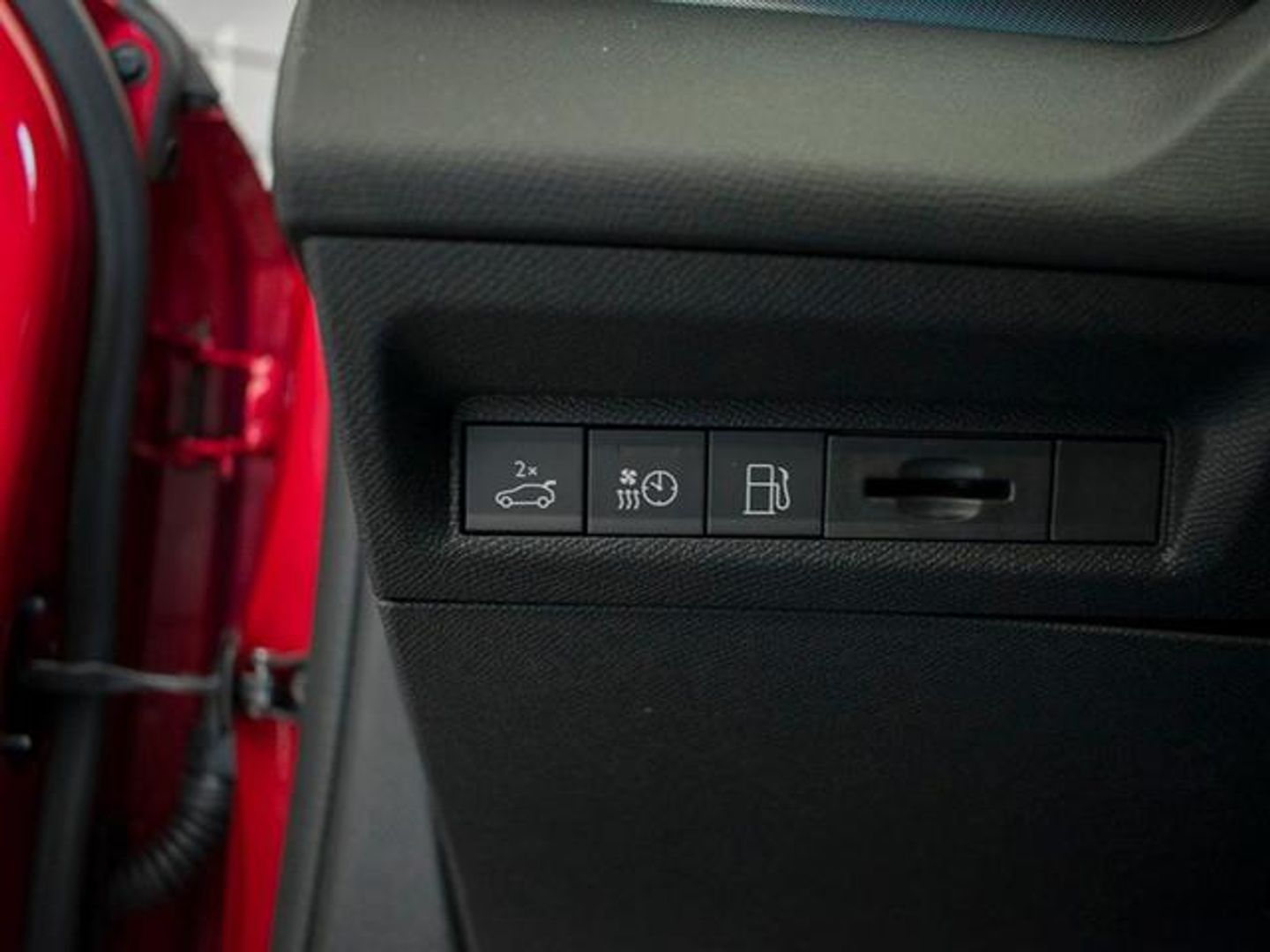 Peugeot 408 GT PHEV 180 e-EAT8 133 kW (181 CV)