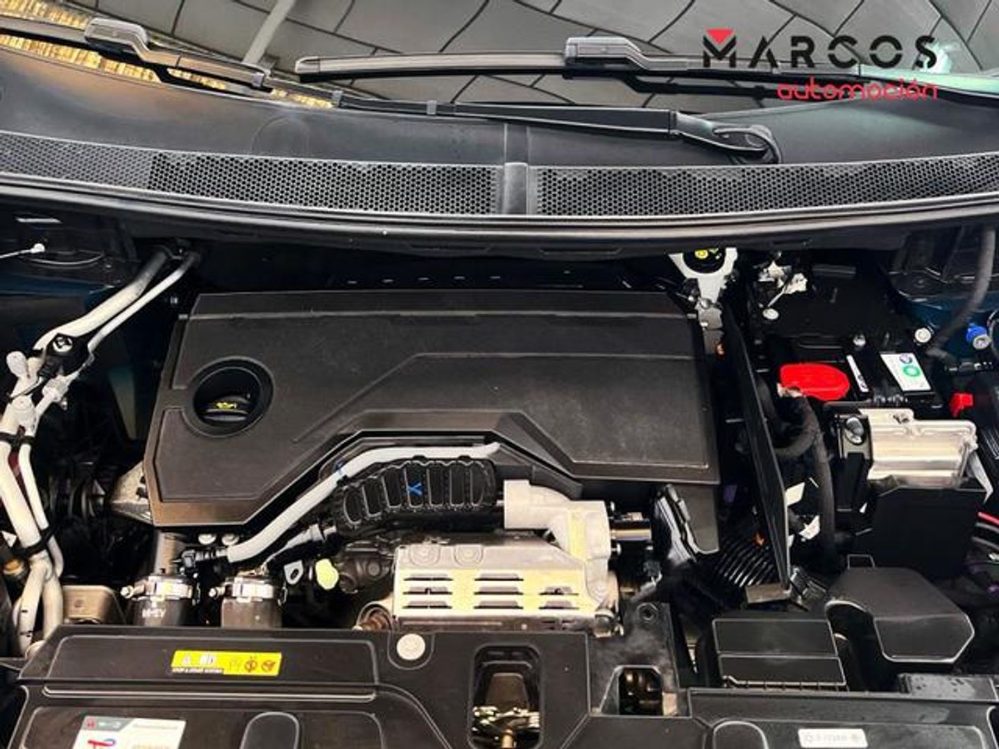 Peugeot 5008 Hybrid 1.2 Active Pack eDCS6 100 kW (136 CV)