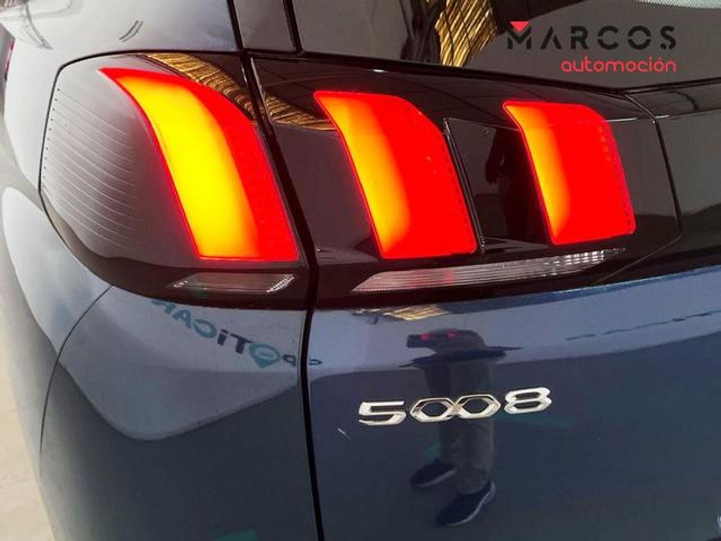Peugeot 5008 Hybrid 1.2 Active Pack eDCS6 100 kW (136 CV)