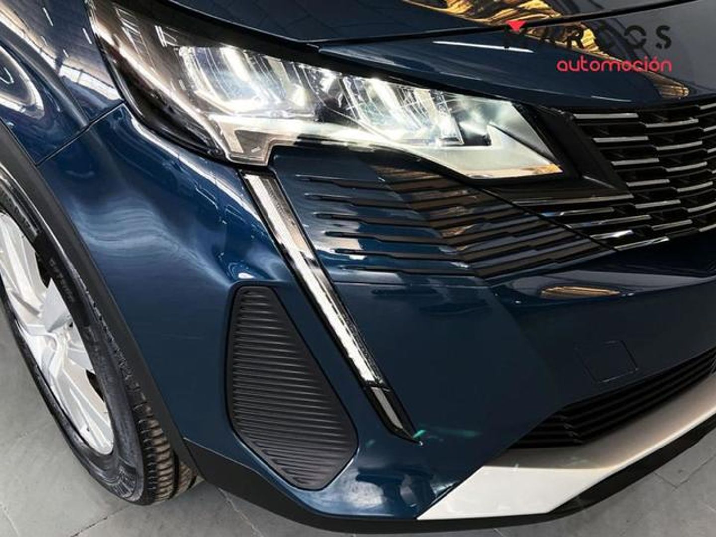 Peugeot 5008 Hybrid 1.2 Active Pack eDCS6 100 kW (136 CV)