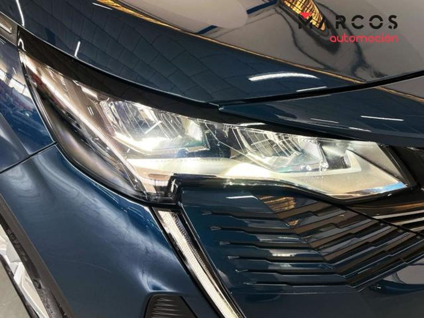 Peugeot 5008 Hybrid 1.2 Active Pack eDCS6 100 kW (136 CV)