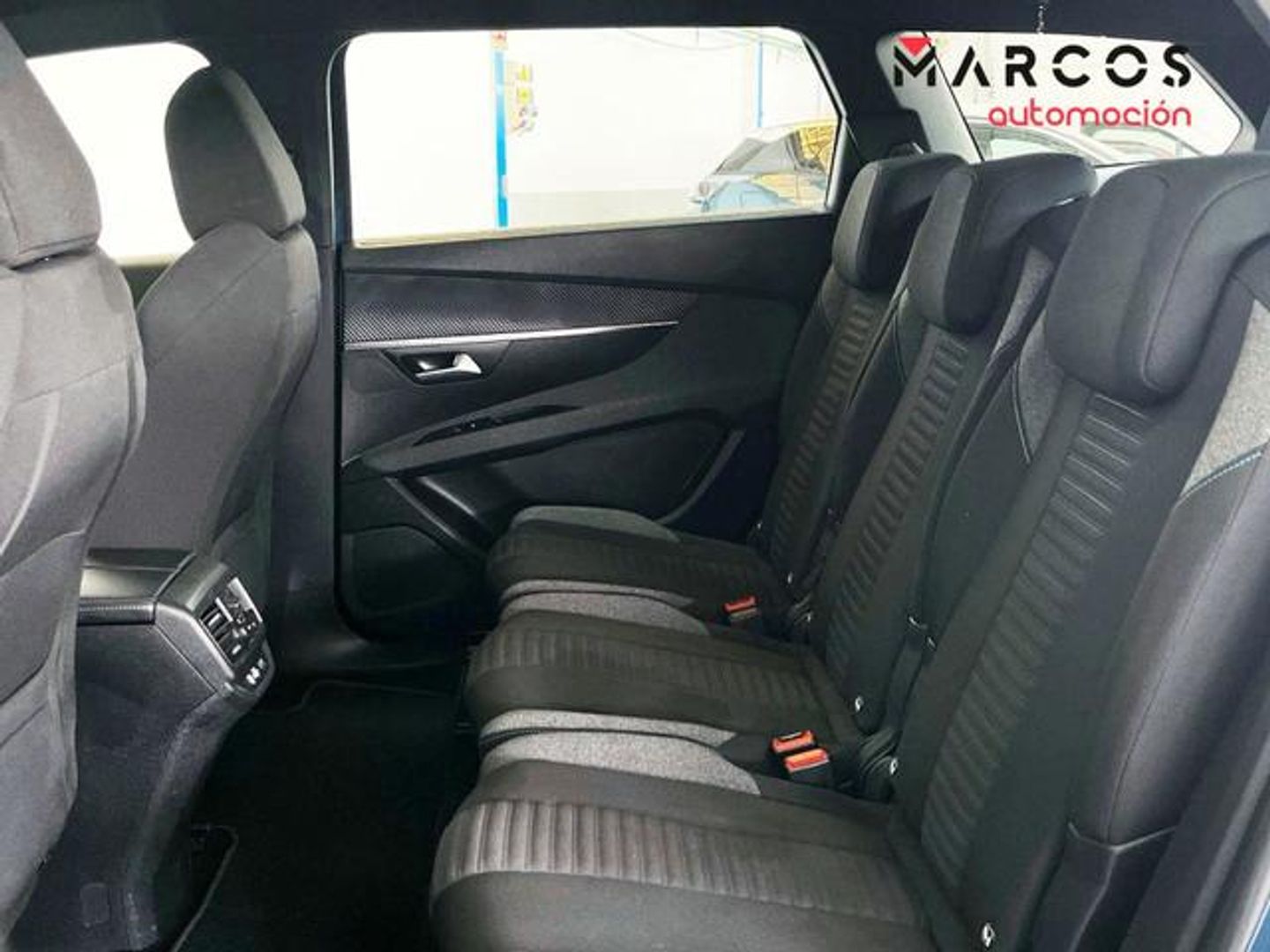 Peugeot 5008 Hybrid 1.2 Active Pack eDCS6 100 kW (136 CV)