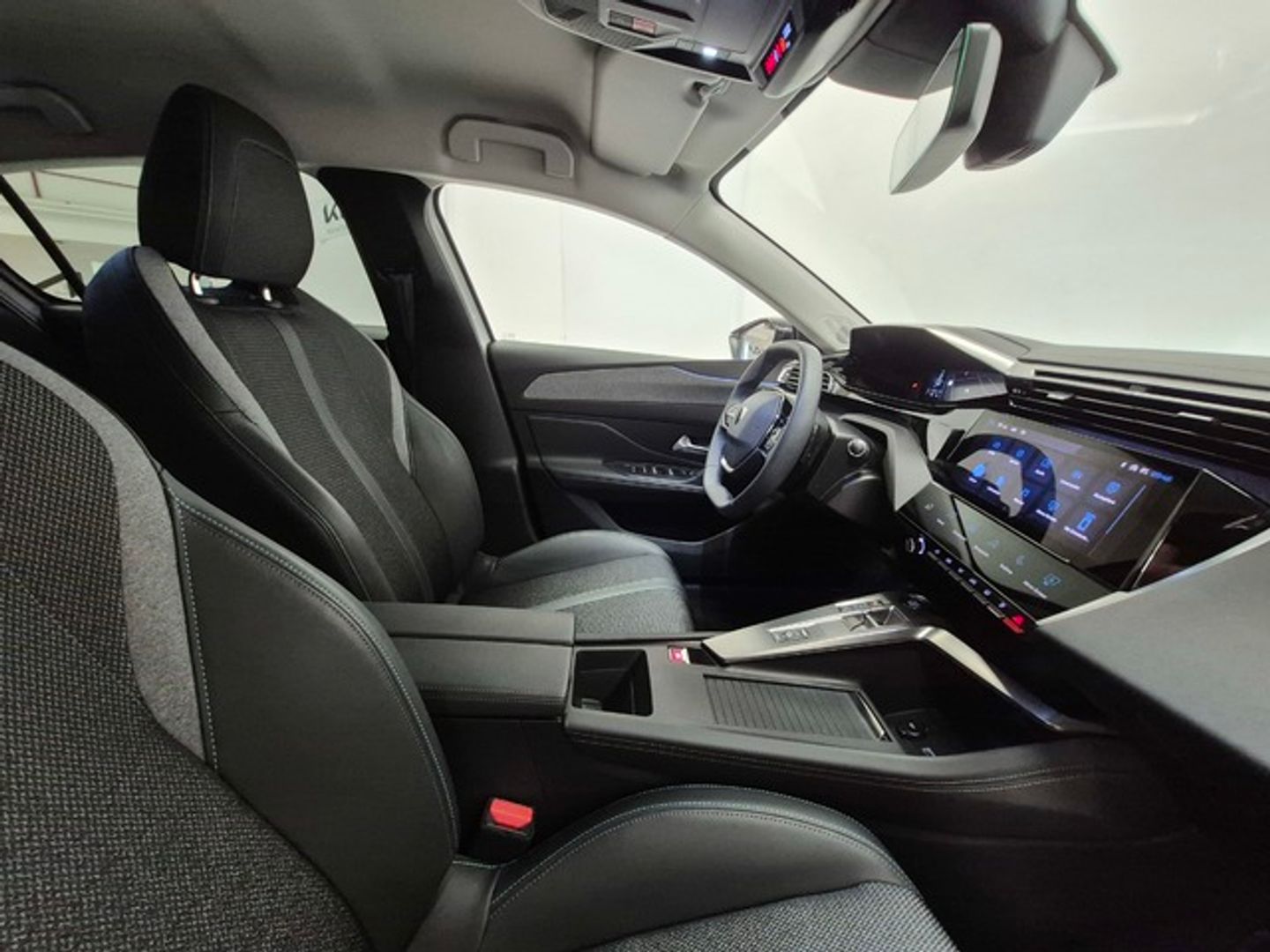 Peugeot 308 BlueHDi 130 S&S Allure EAT8 96 kW (130 CV)