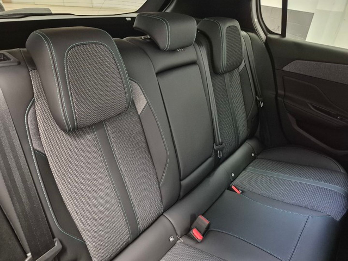 Peugeot 308 BlueHDi 130 S&S Allure EAT8 96 kW (130 CV)