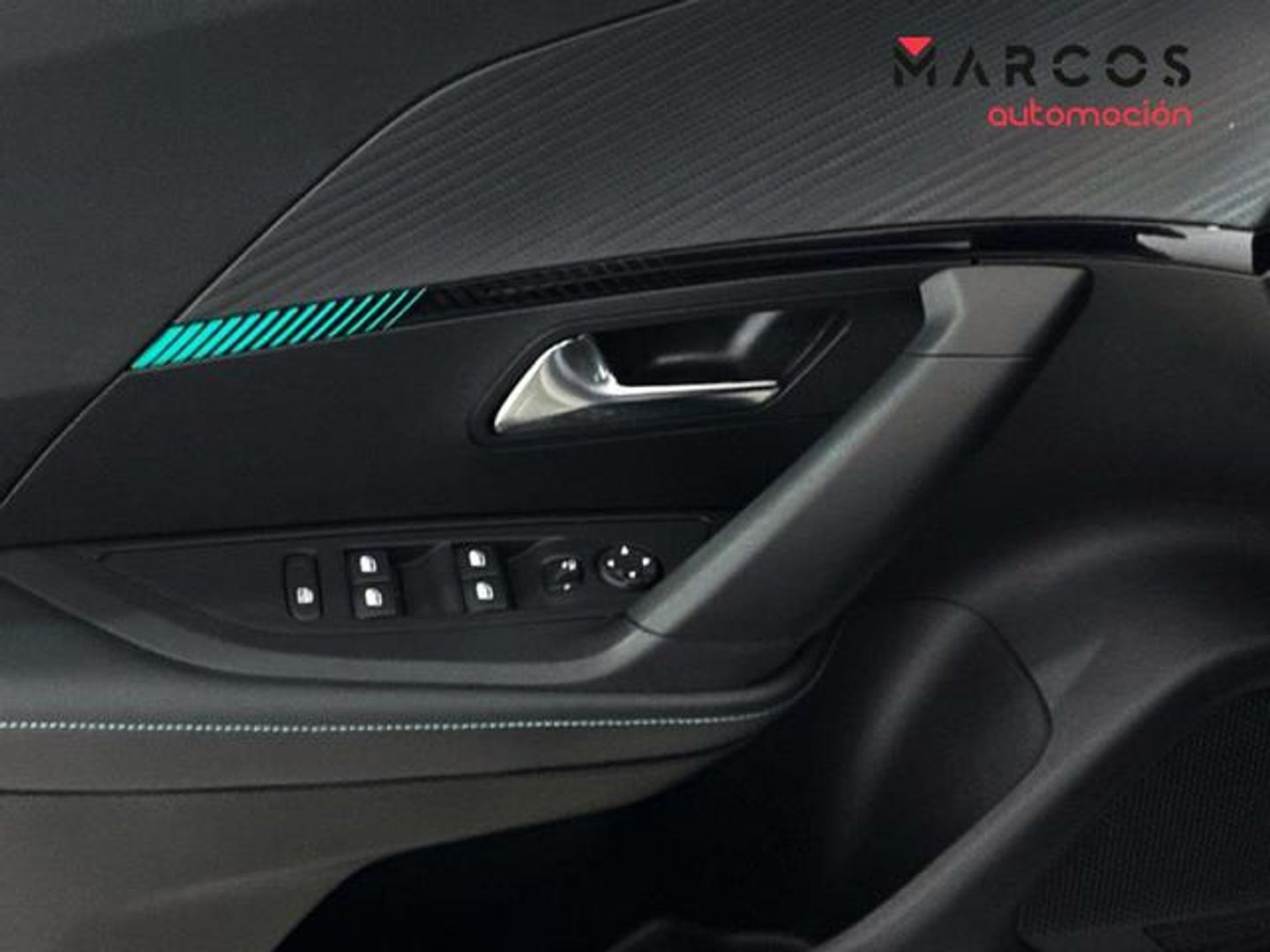 Peugeot 2008 PureTech 130 S&S Allure Pack EAT8 96 kW (130 CV)