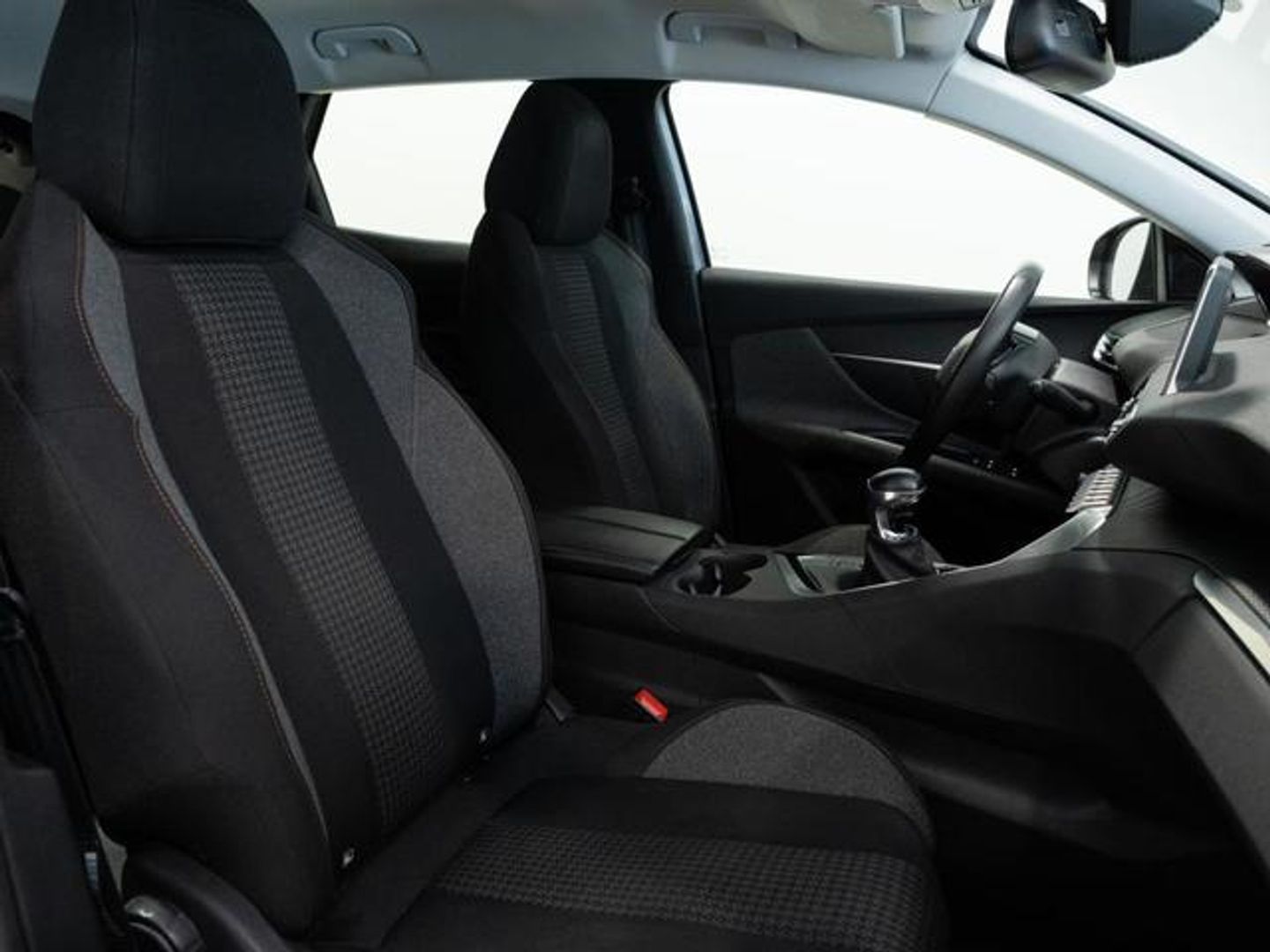 Peugeot 3008 BlueHDi 130 S&S Active Pack 96 kW (130 CV)